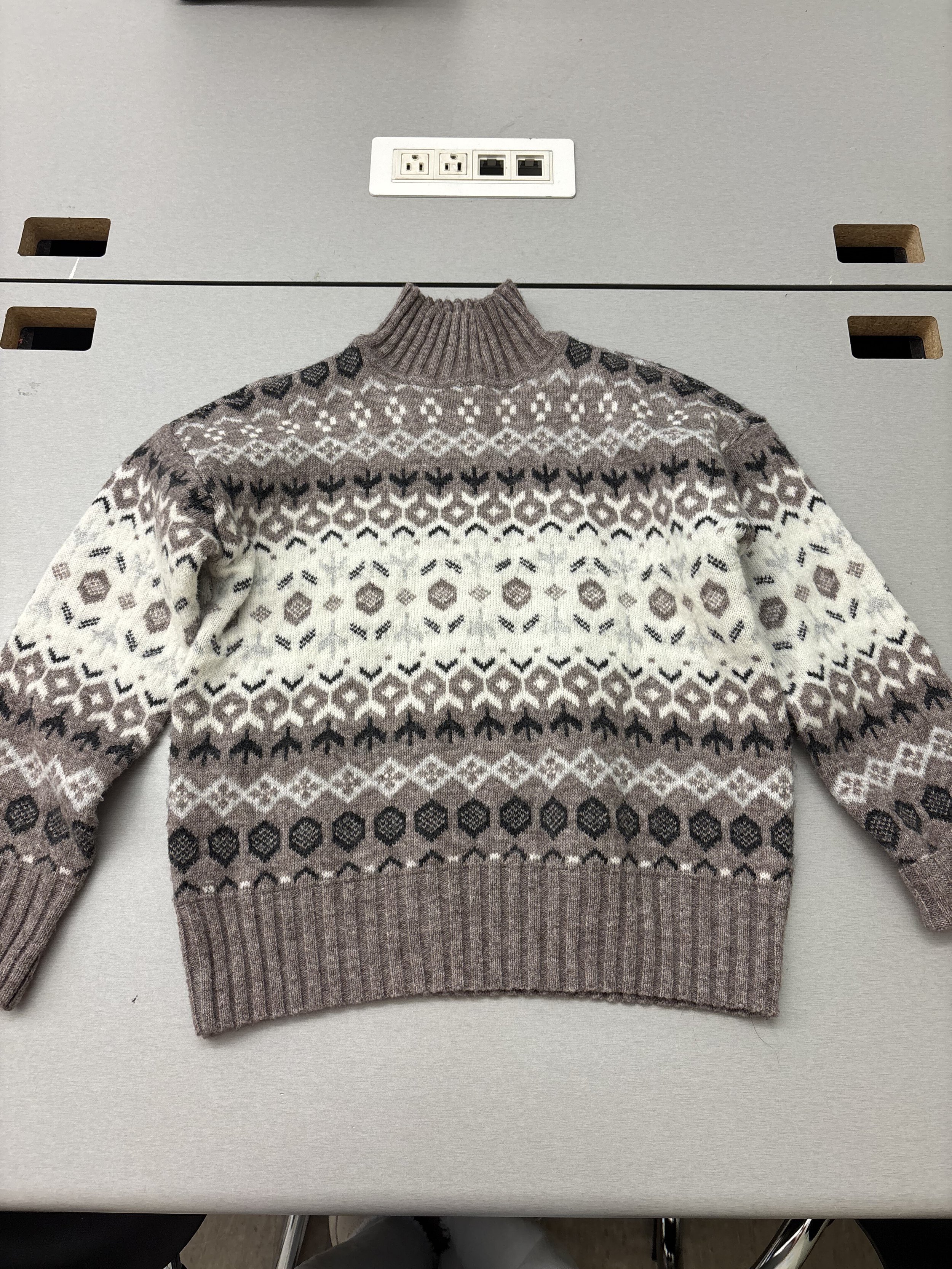 Women's Brown Sweater Size Small