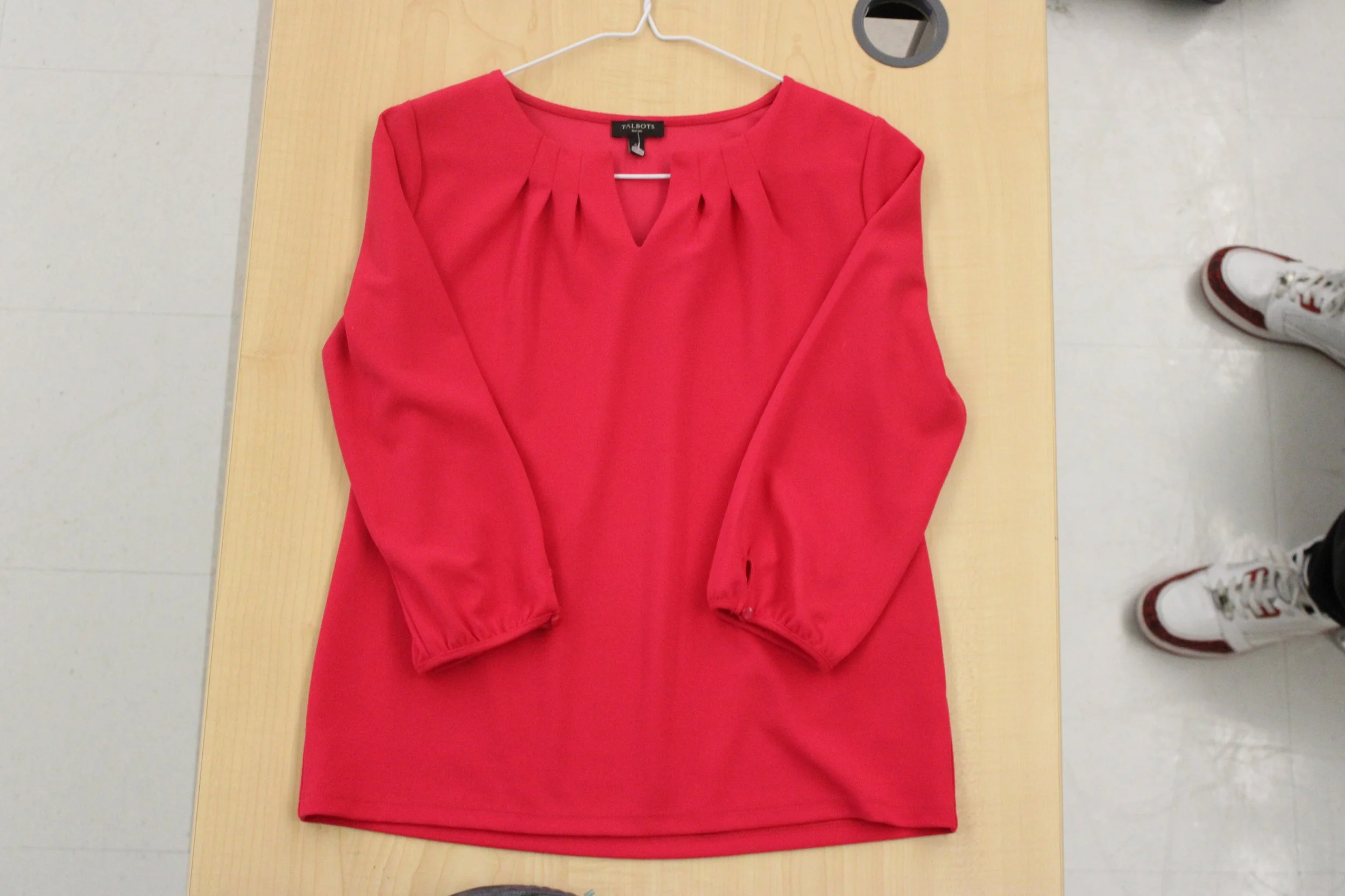 Women's Pink Shirt Size Small