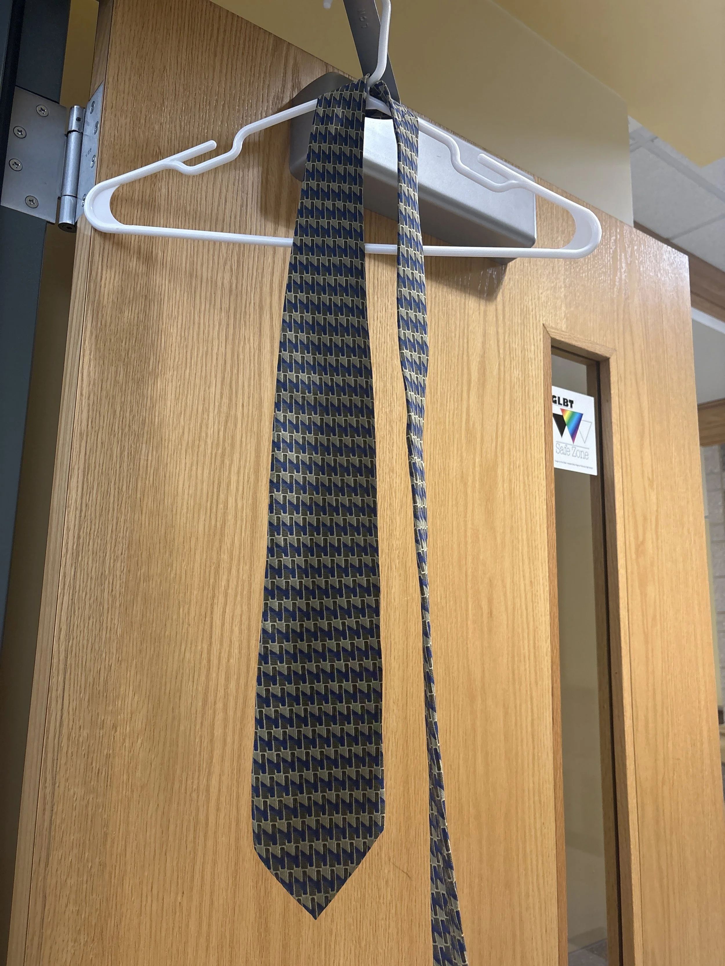 Men's Navy Tie