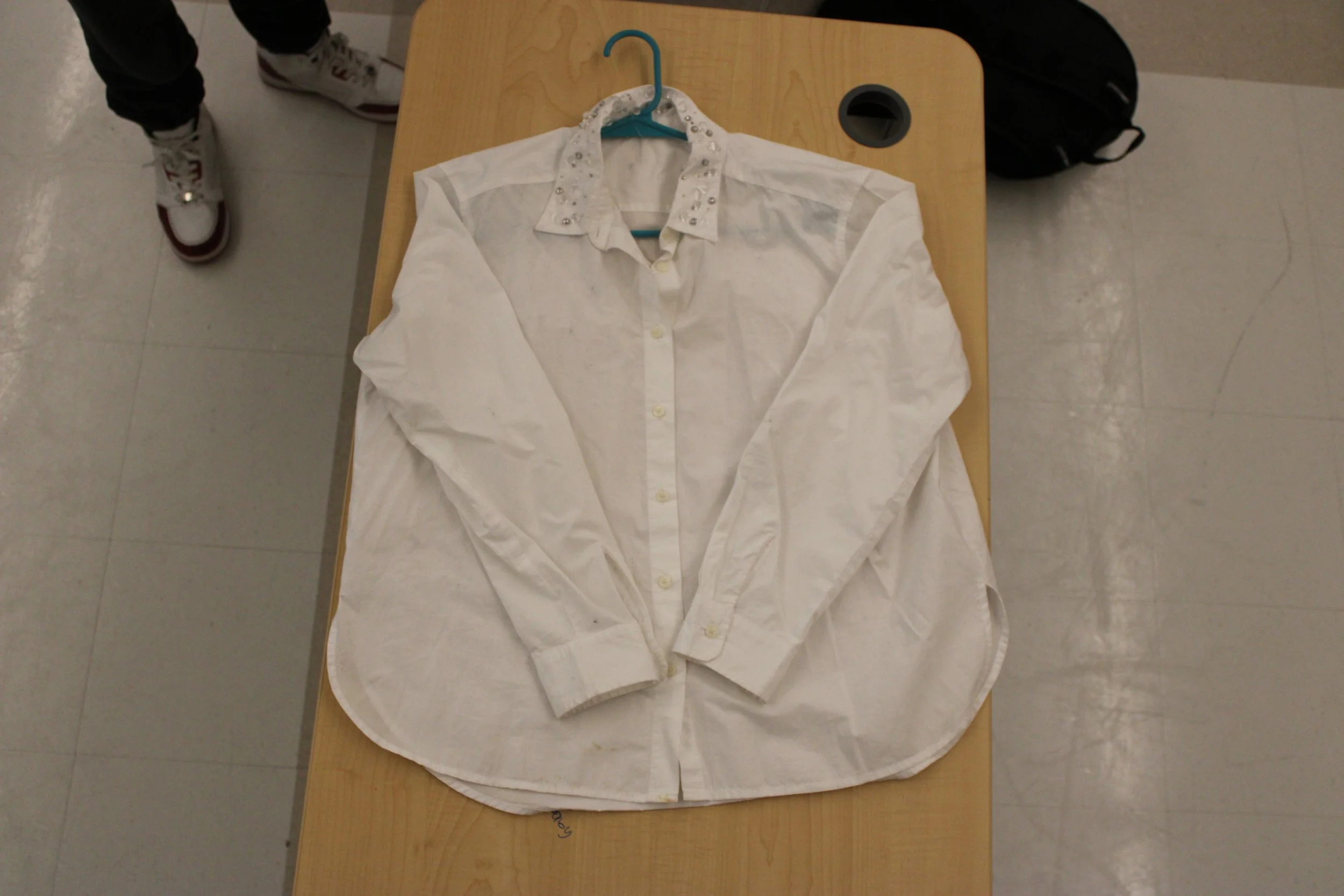 Women's White Shirt Size Medium