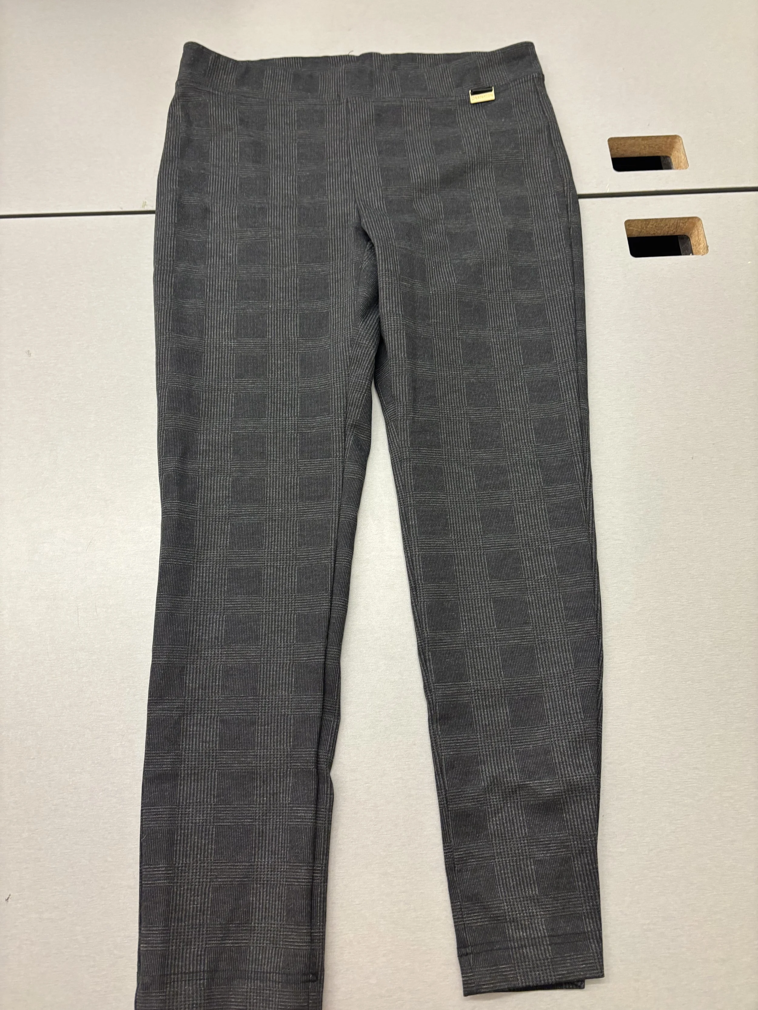 Pants_F_Black_Medium (10).jpg