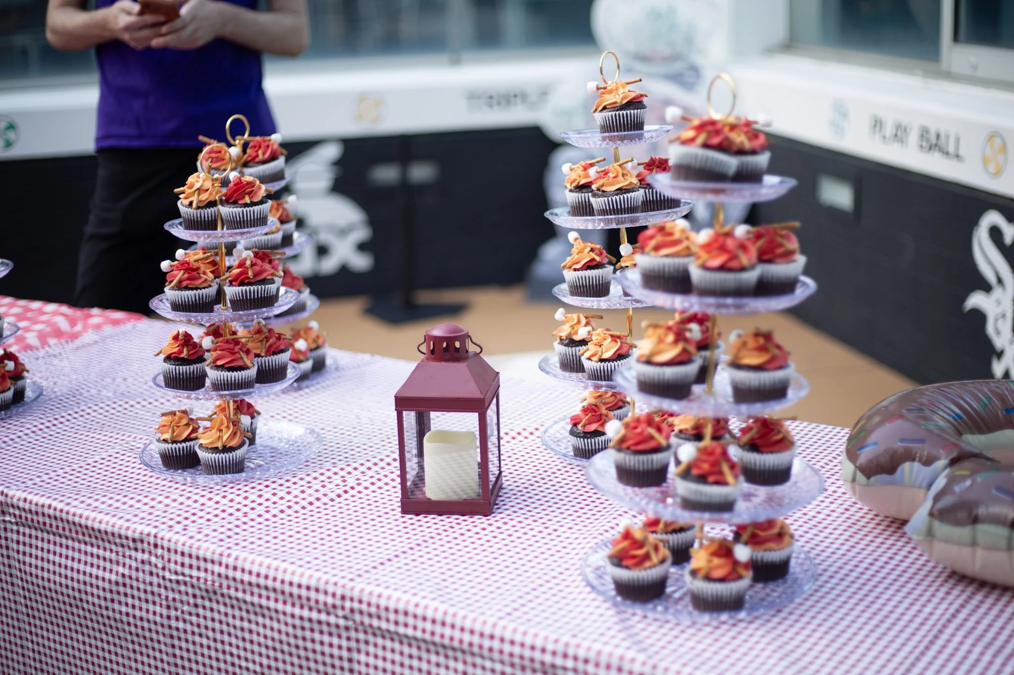 cupcake towers.jpg