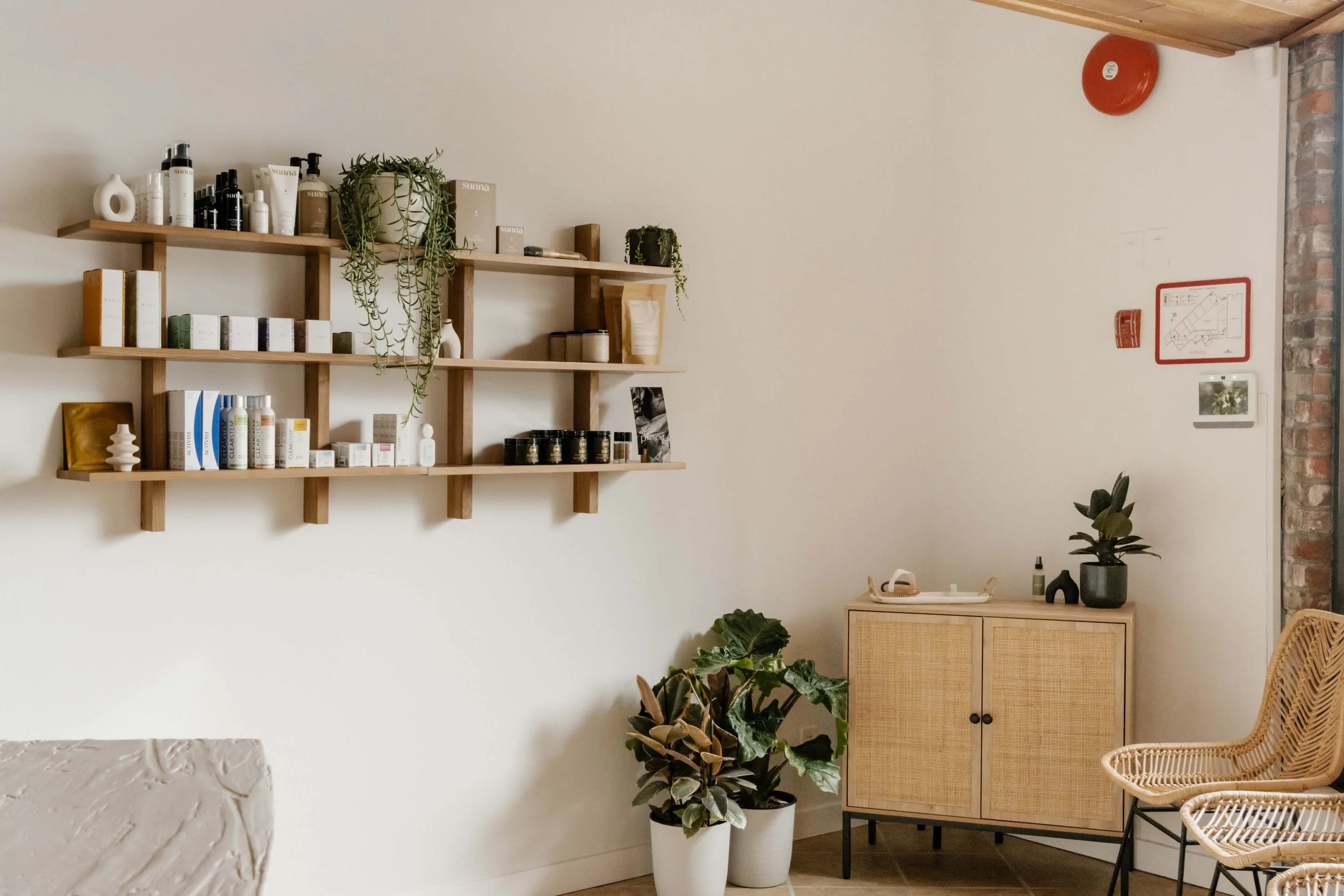 Wildling Studios_Opal Skin Studio_Interiors-11.jpg