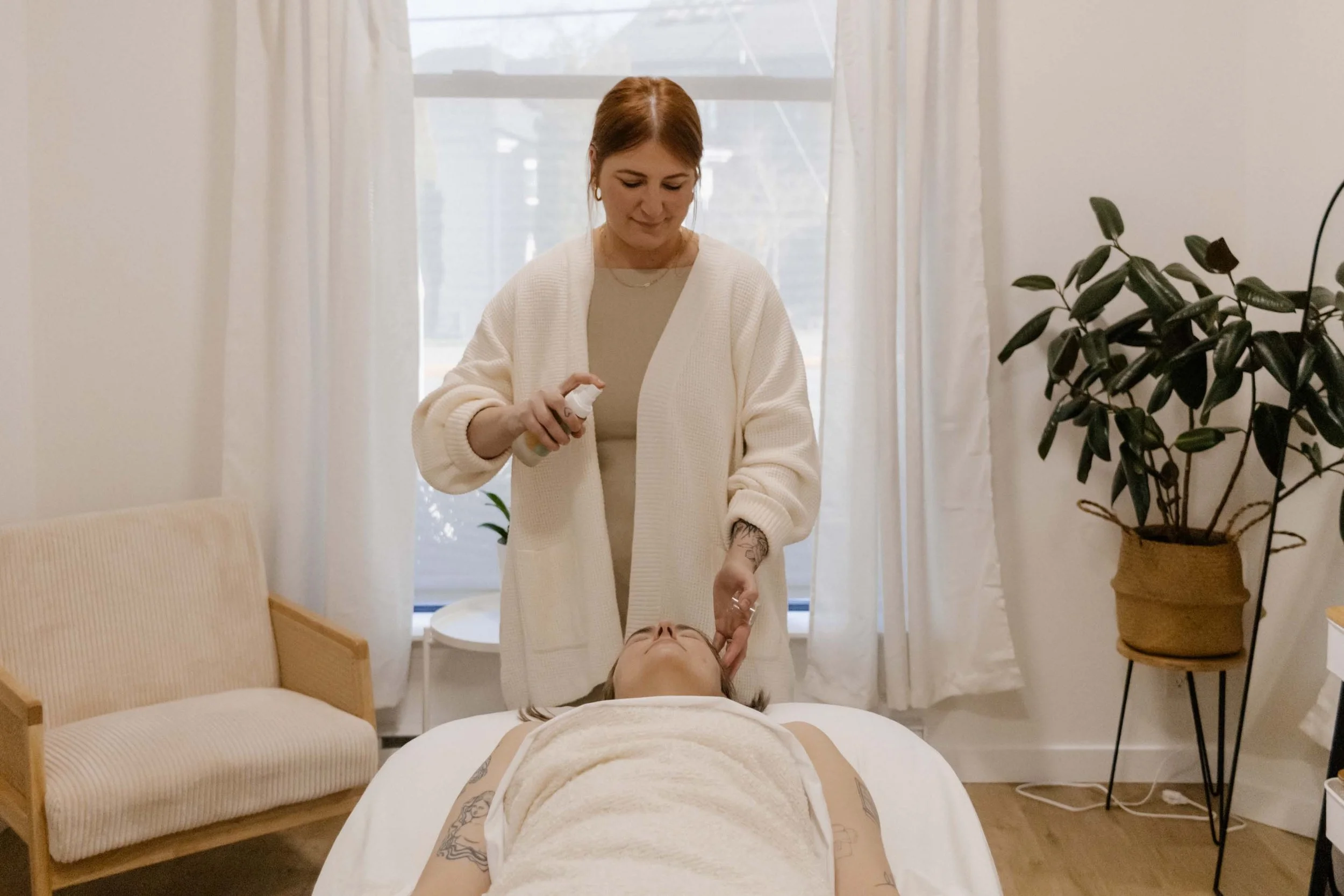 Wildling Studios_Opal Skin Studio_Sasha Ormiston_registered acupuncturist-35.jpg