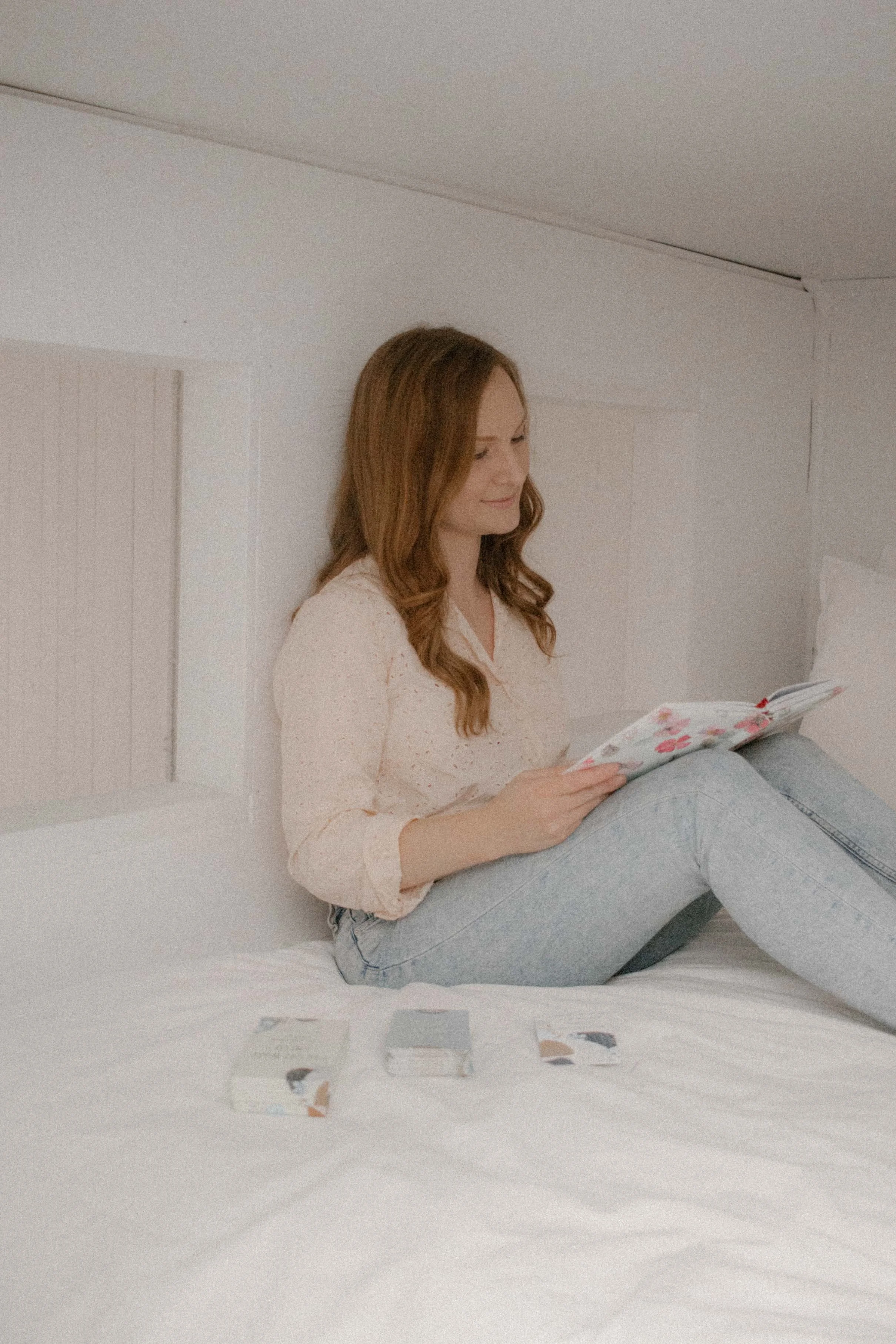 wildling-studios_branding web and photography_photography for delaney rayne creates at rook and rose studio_mensturation calendar and self compassion card deck-17.jpg