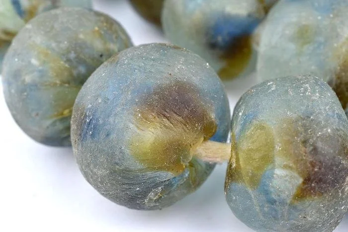 jumbo glass beads.jpg