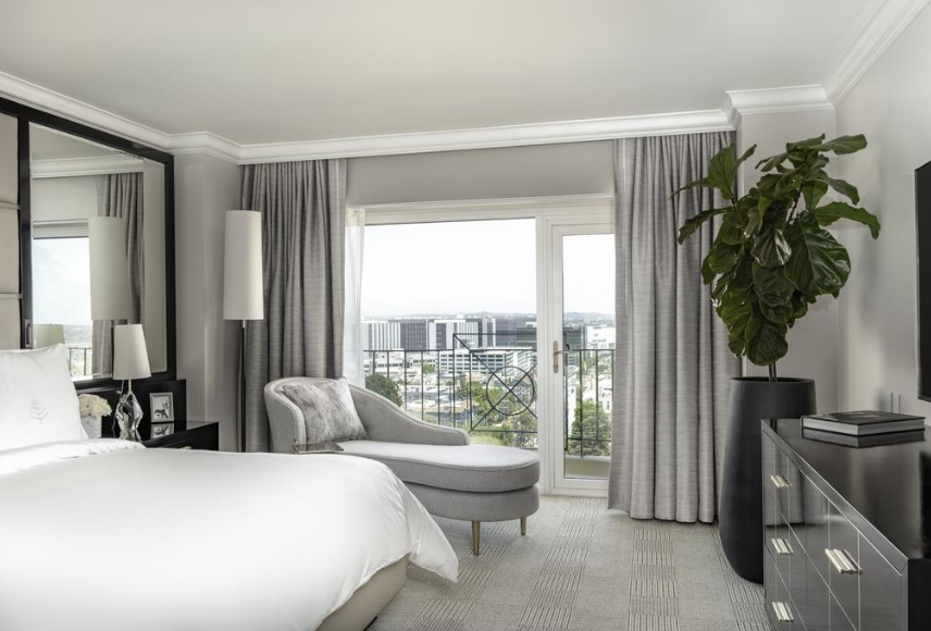 Four Seasons BH Guestroom 6.png