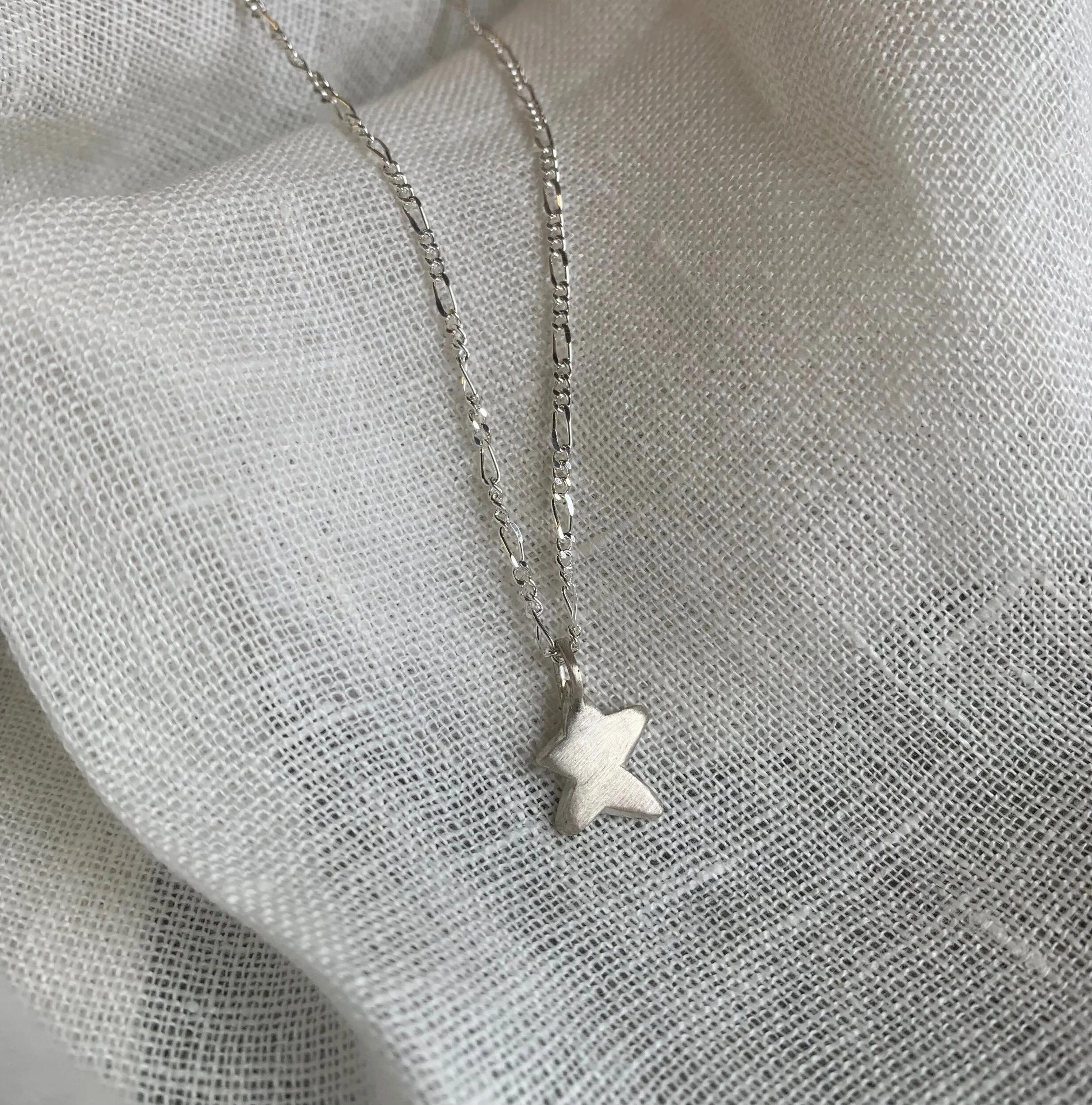 FA5F4743-E28C-49E5-A1C2-A506DCE40131