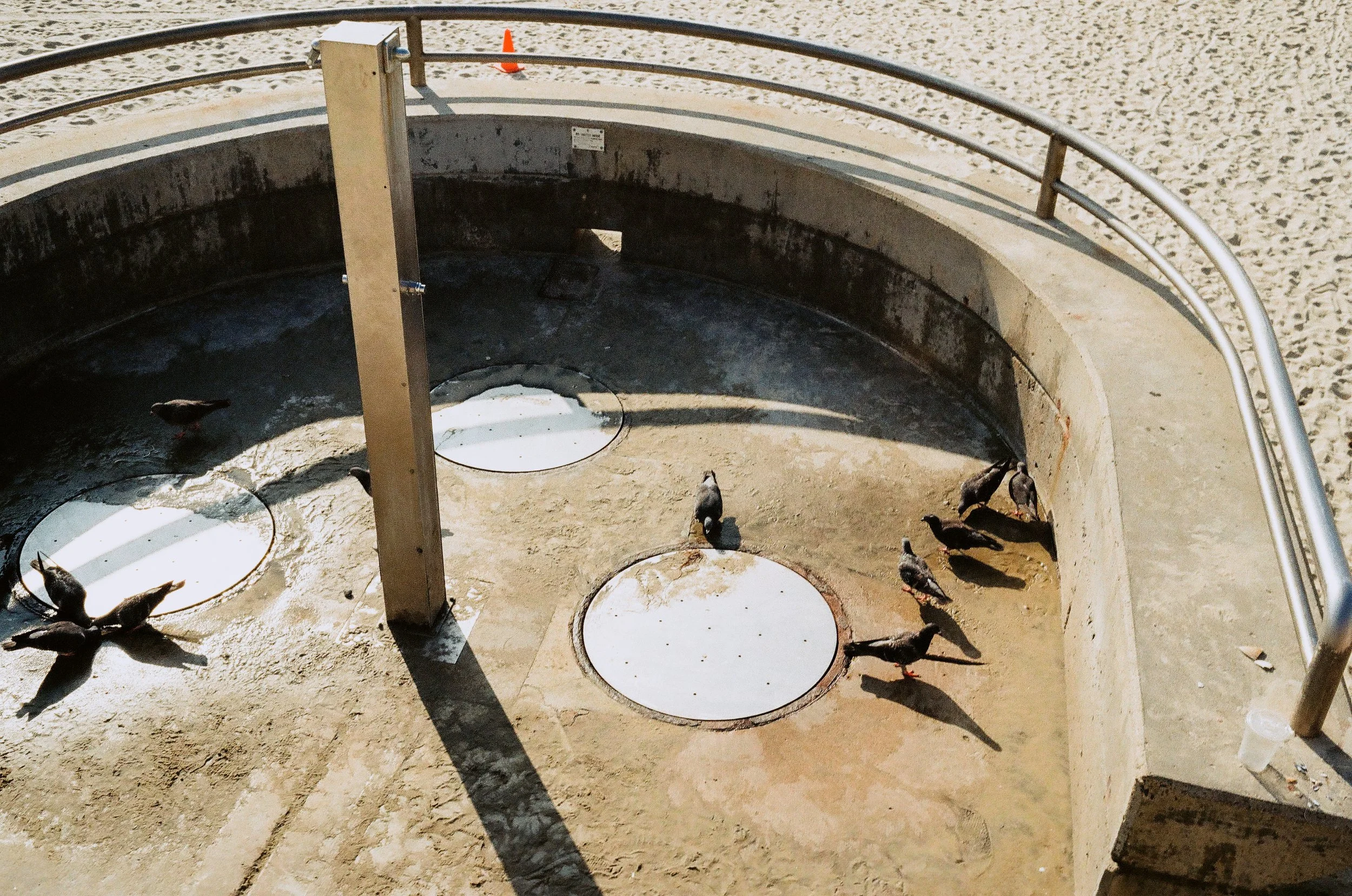 NIKONOS III DECEMBER.jpg