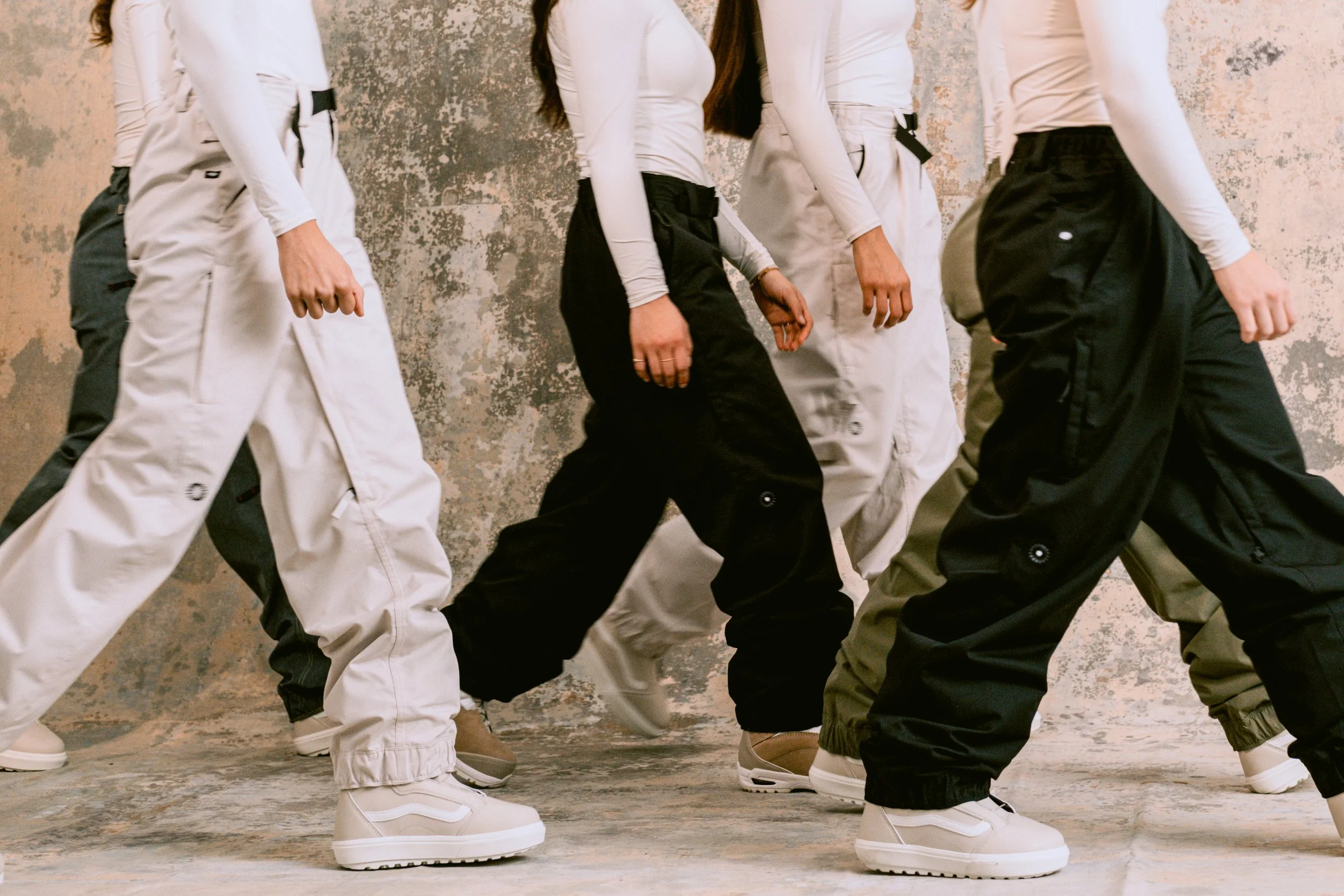 OUTLINE DIGITAL-3.jpg