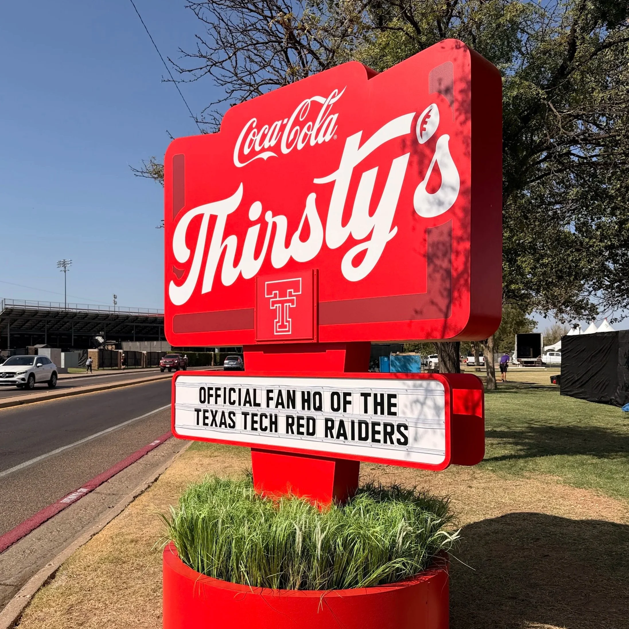 COCA-COLA  |  THIRSTY'S FAN HQ