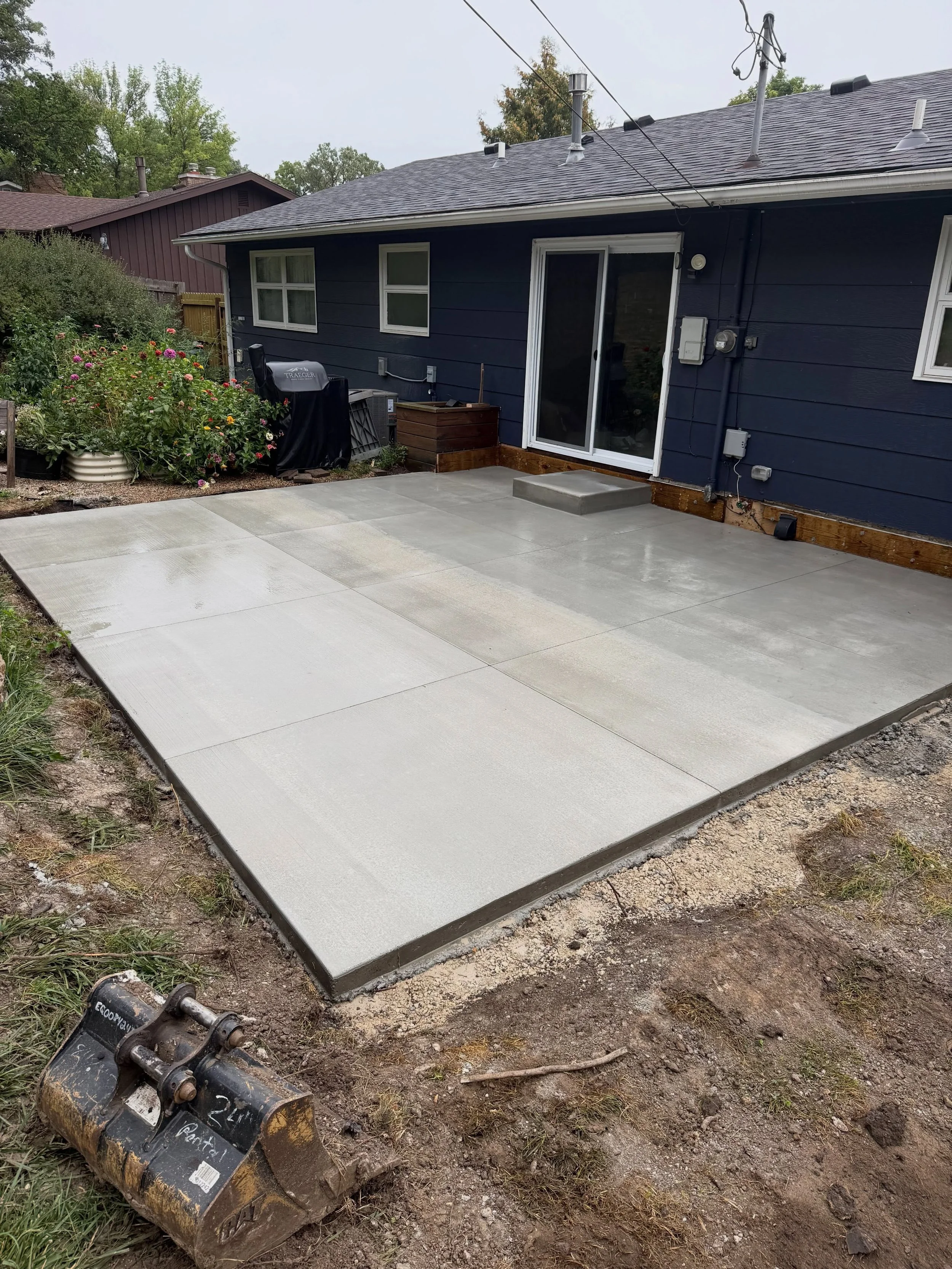 From old worn out deck to new concrete patio