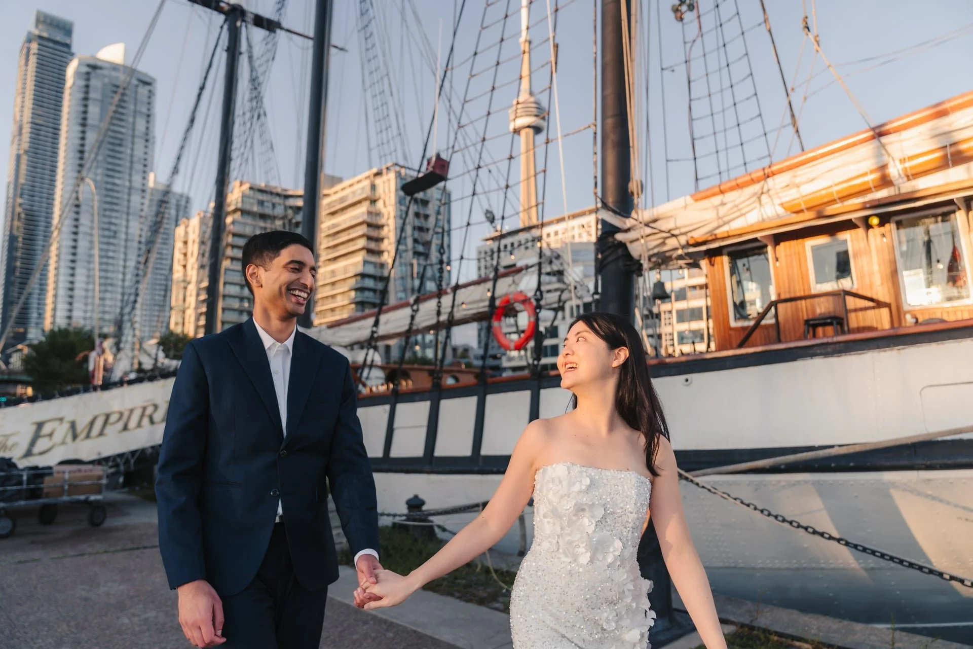 Toronto Waterfront Engagement Session (11).jpg
