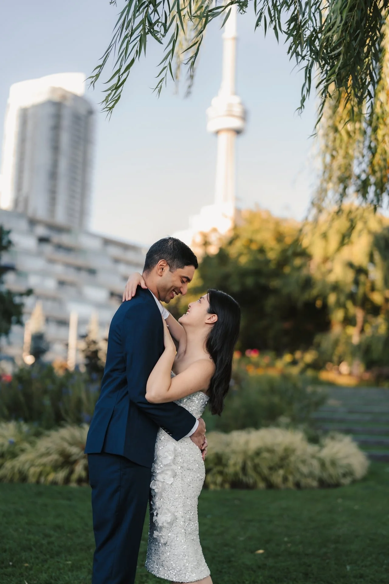 Toronto Waterfront Engagement Session (18).jpg
