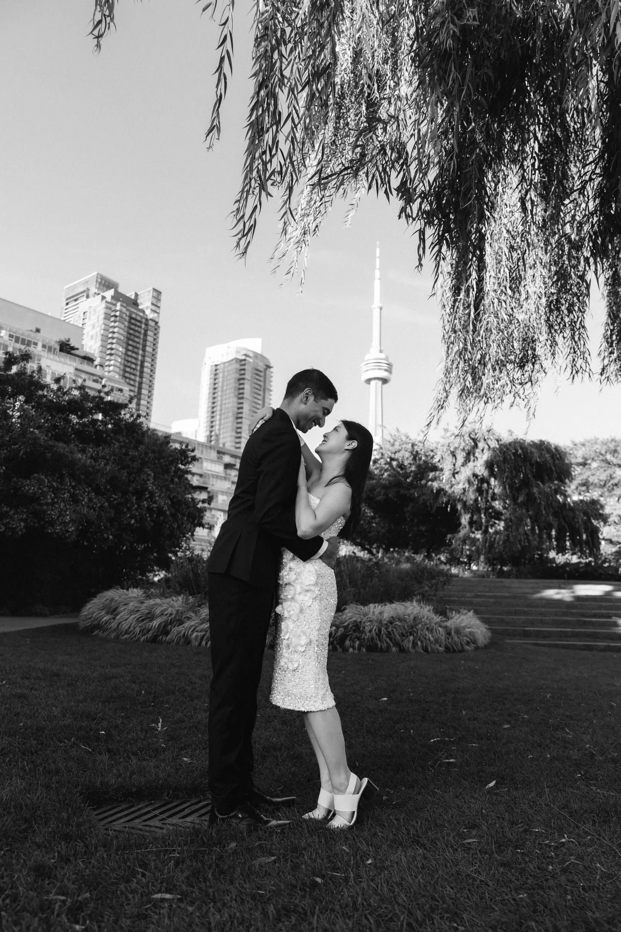 Toronto Waterfront Engagement Session (30).jpg