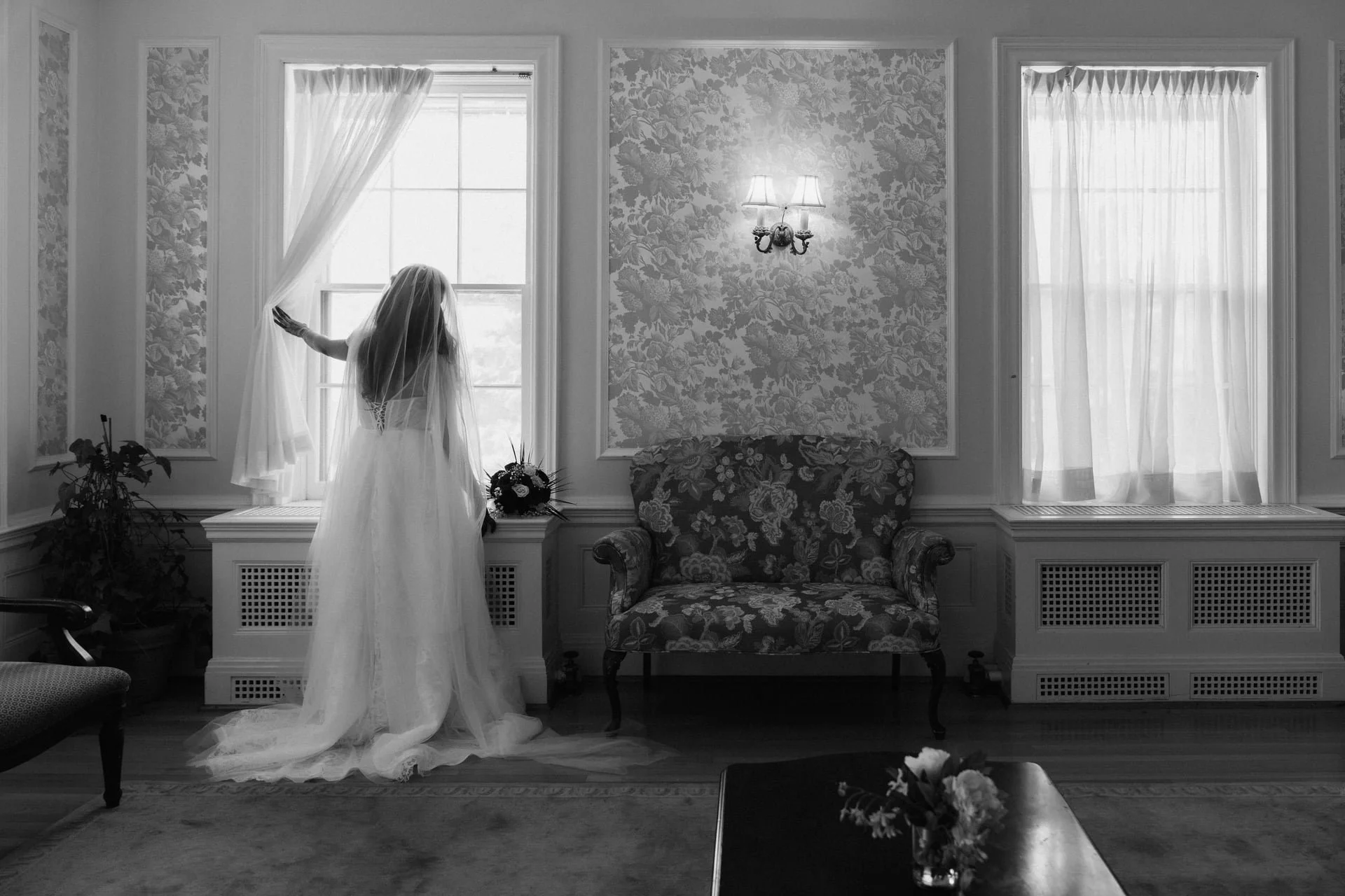 heintzman-house-wedding-photography-markham-bride indoor.jpg