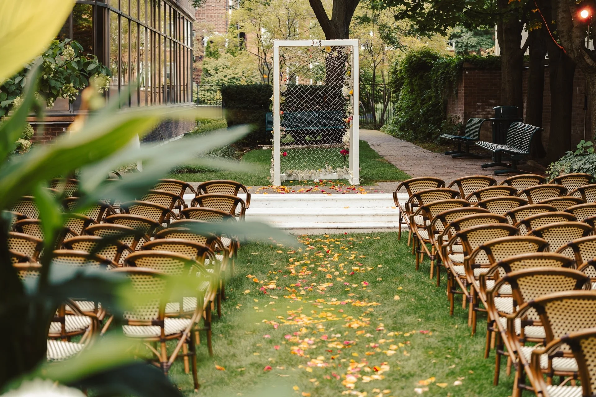 granite-brewery-toronto-intimate-wedding-jo-anto-photography-4.jpg