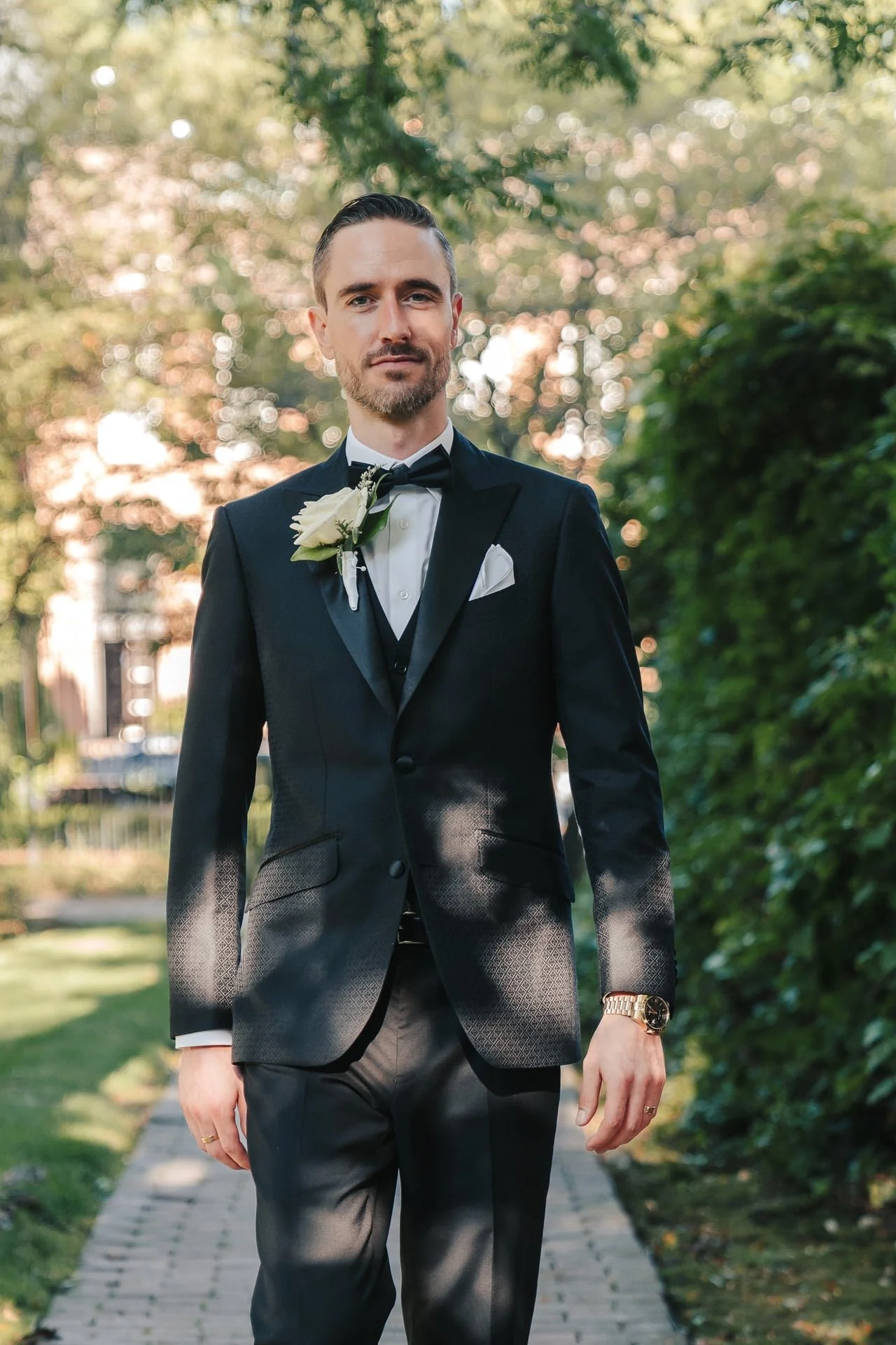 granite-brewery-toronto-intimate-wedding-jo-anto-photography-10.jpg