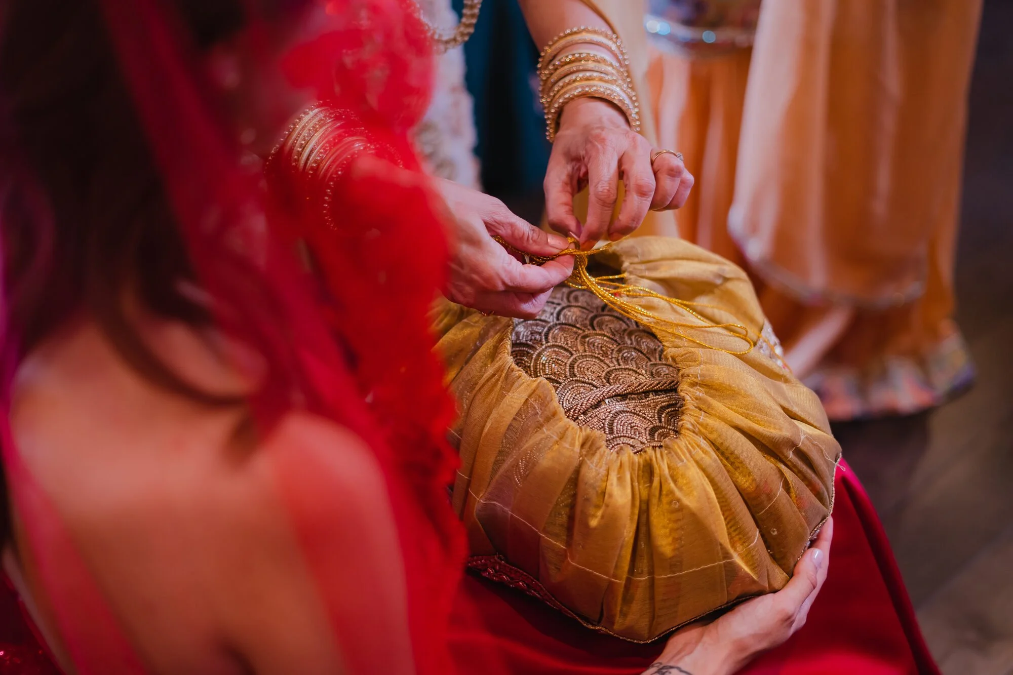 kina-gecesi-photographer-toronto-henna-tray-ceremony.jpg