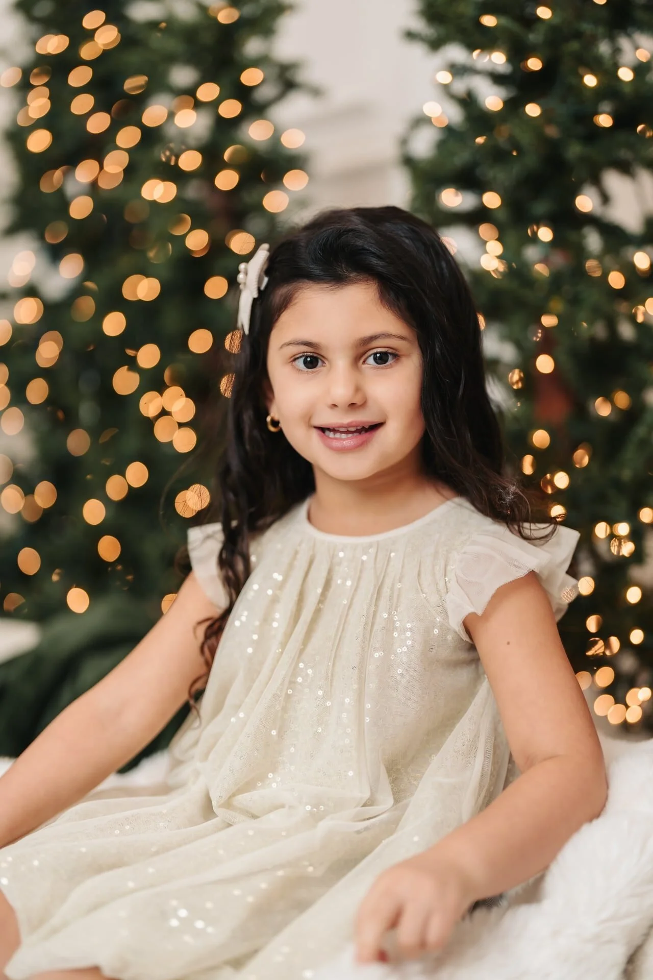 christmas-mini-session-toronto-styled-studio-set.jpg