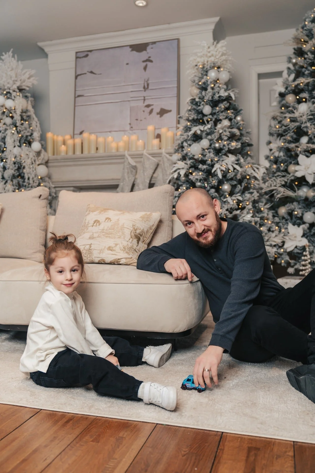 christmas-mini-session-brampton-dad-and-toddler.jpg