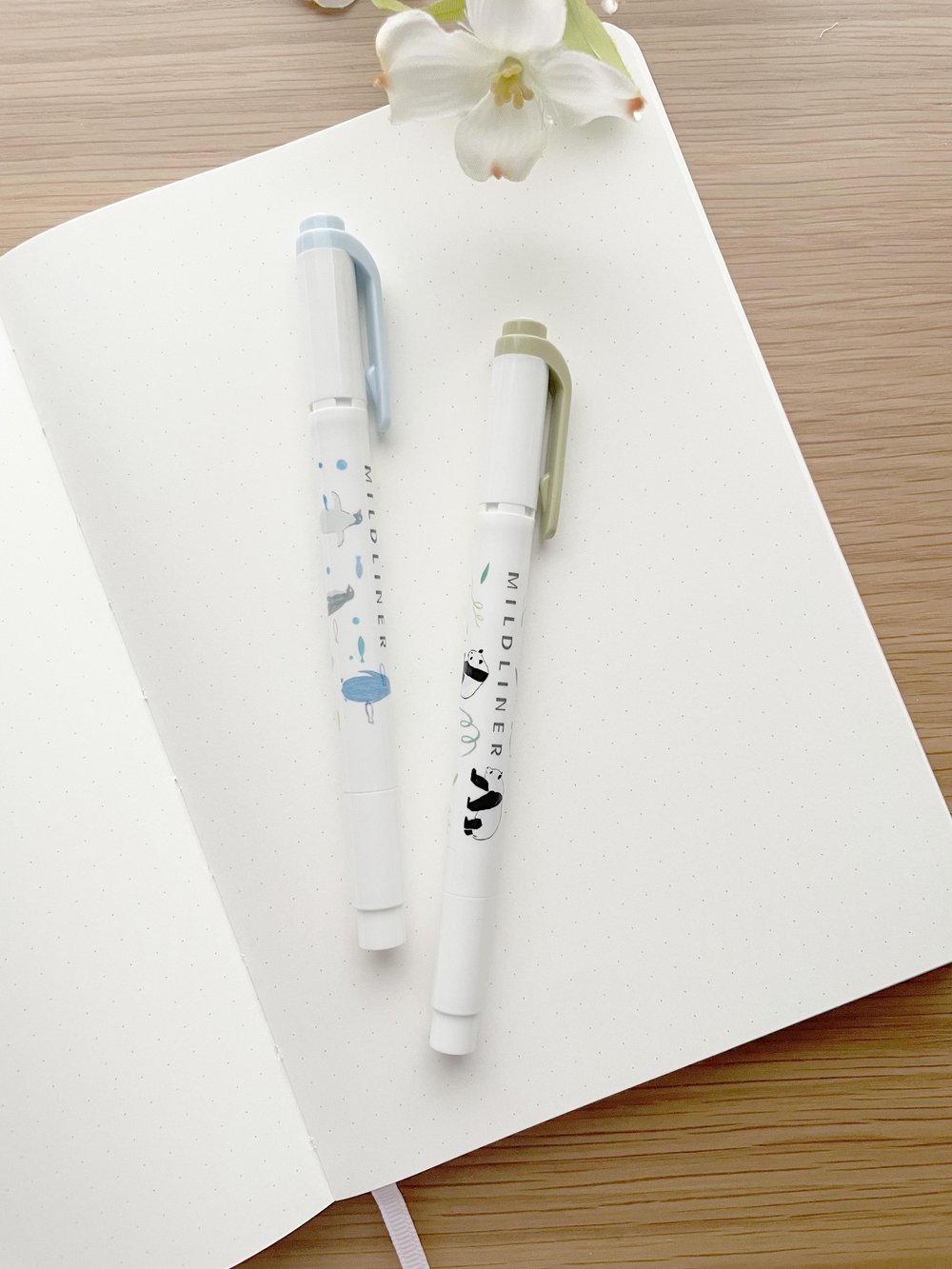 Zebra Mildliner - Two Sided Marker - Limited Edition Set D - Panda and  Penguin — La Petite Cute Shop