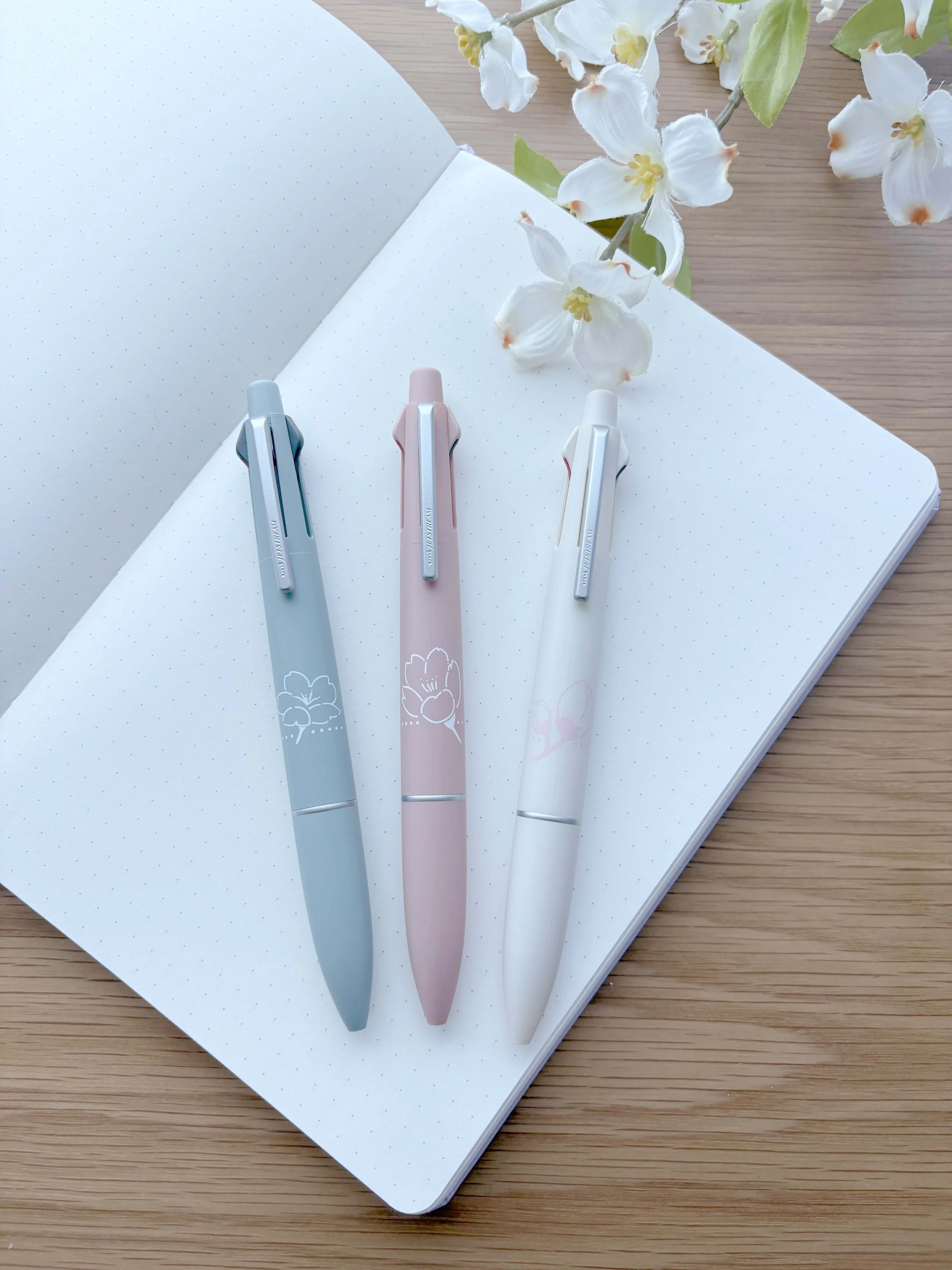 Anterique Pens