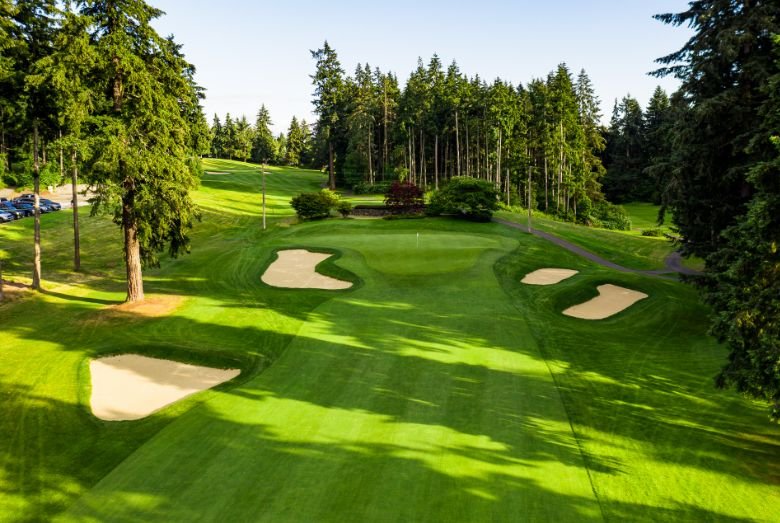 17+ Madrona Links Golf Course