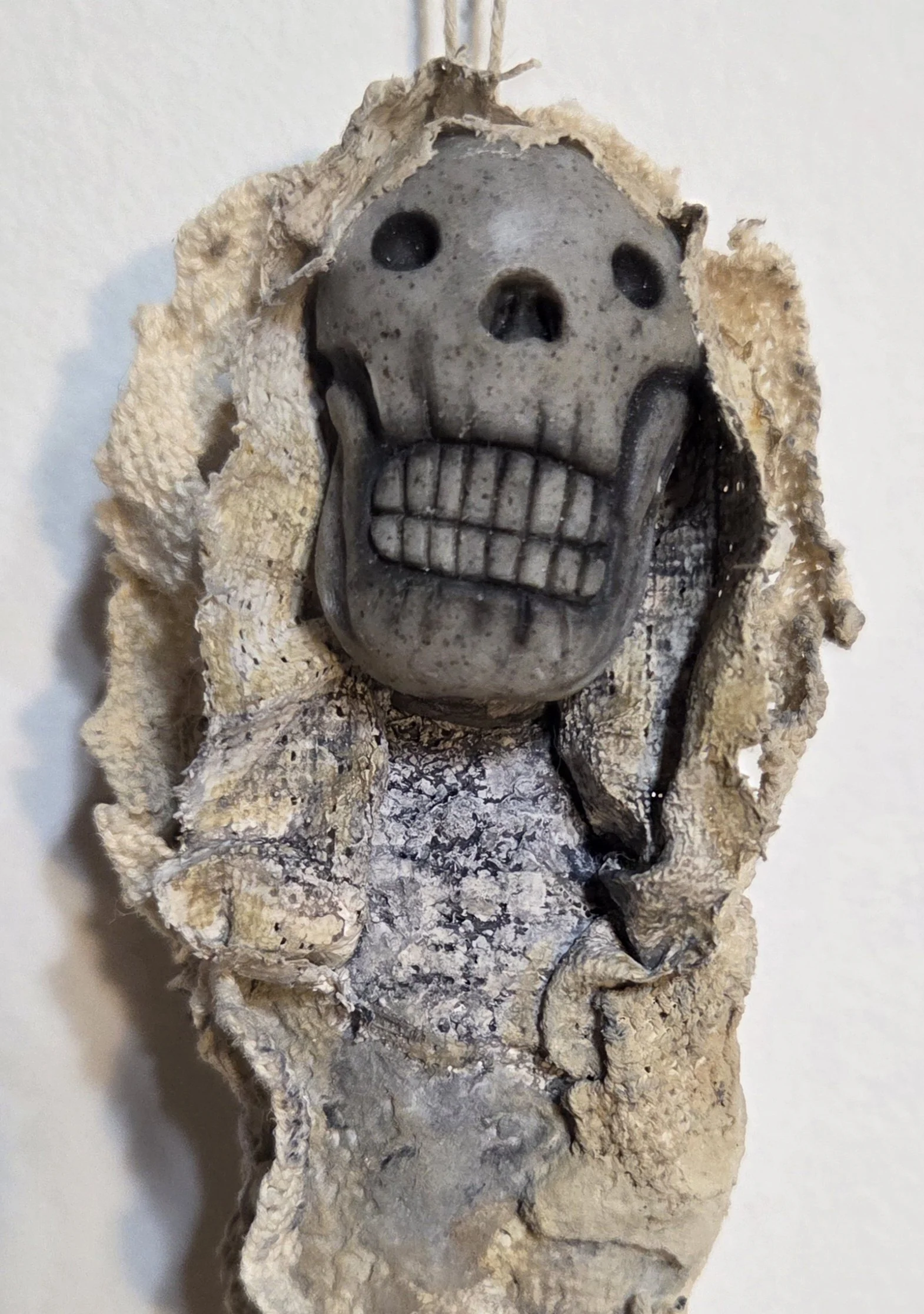 “Chrysalides” Burial Dolls
Polymer clay, plaster, paper pulp, casket hardware, & acrylic
11” tall
$55 ea.
(Detail)
Email oddmoddworks@gmail.com for Shipping Inquiries