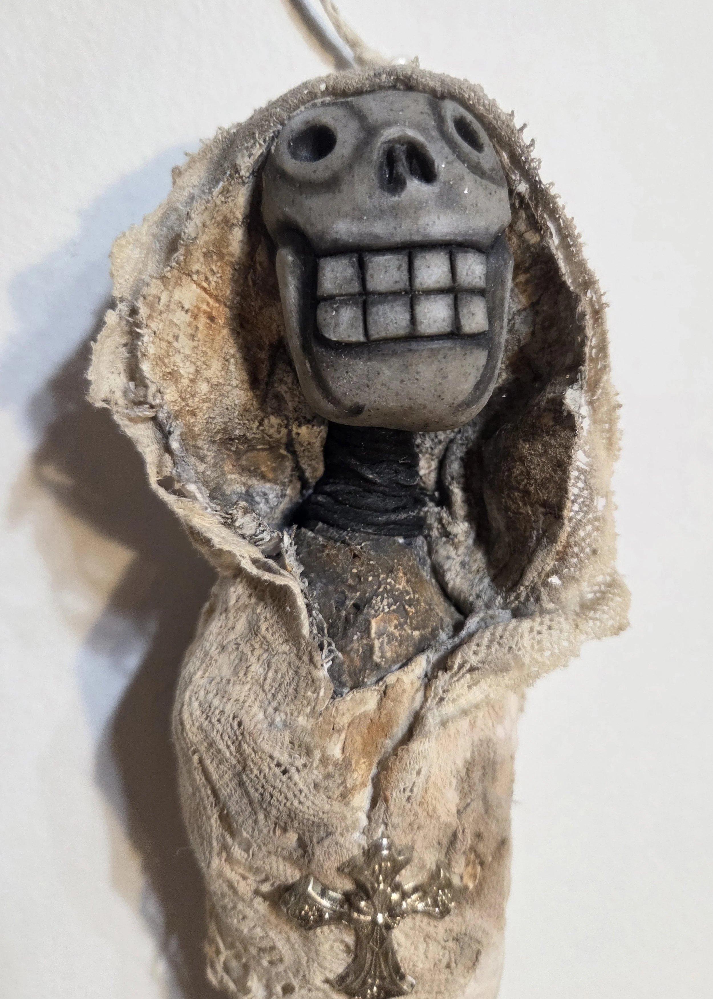 “Chrysalides” Burial Dolls
Polymer clay, plaster, paper pulp, casket hardware, & acrylic
11” tall
$55 ea.
(Detail)
Email oddmoddworks@gmail.com for Shipping Inquiries