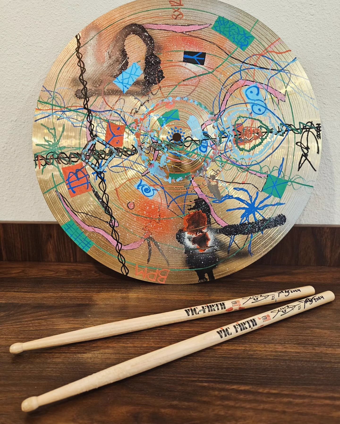 Custom painted and Symbol from @johndolmayan_ 's Personal Collection with drumsticks.
Starting bid at $2500 Silent auction closes on Sunday April 14 at 8pm DM or text (818)861-9014 with your offer
