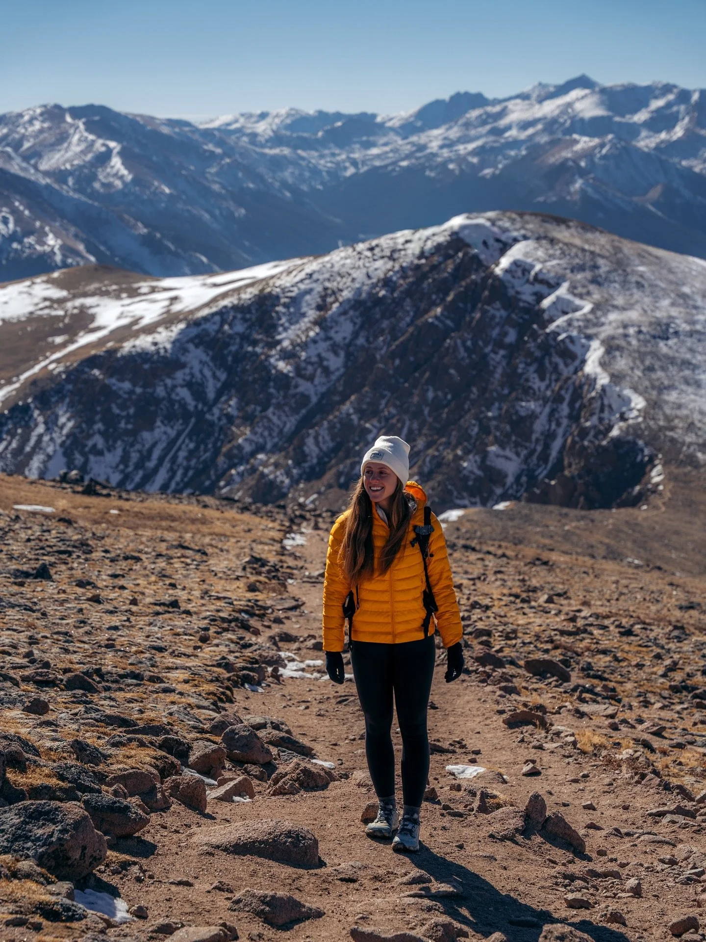 End of hiking season blues is hitting, but it’s also one of the best times to get outside ❄️
Life’s been feeling so busy lately, but the snowy peaks, empty trails, & crisp air have a way of slowing everything down. The mountains feel