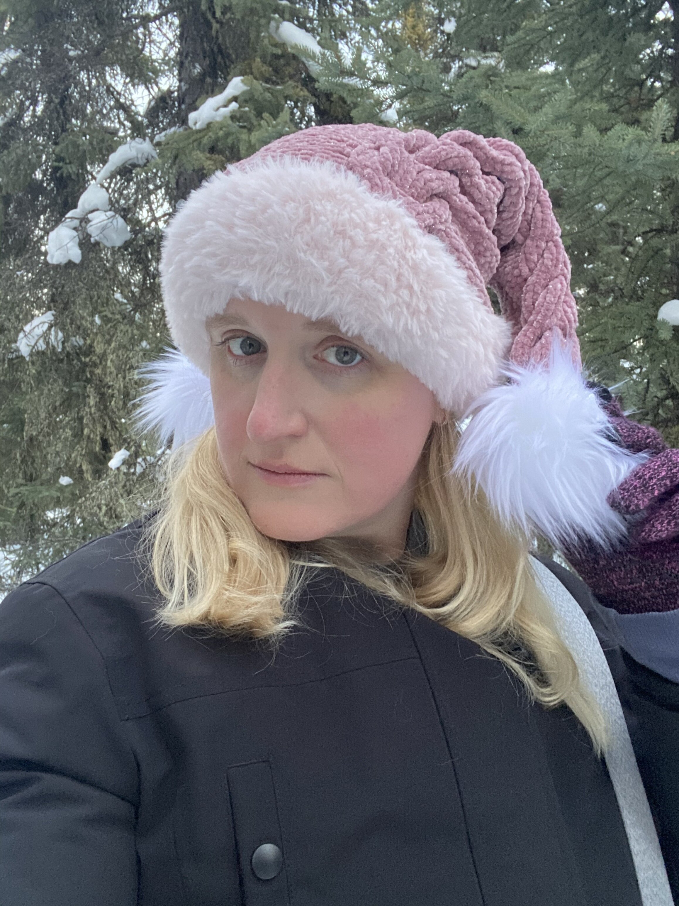 Wrapped in Red Hat Pattern (free pattern)