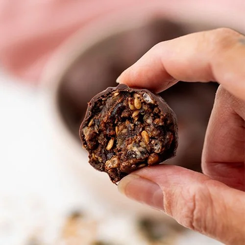 No-Bake Low FODMAP Chocolate Bliss Balls