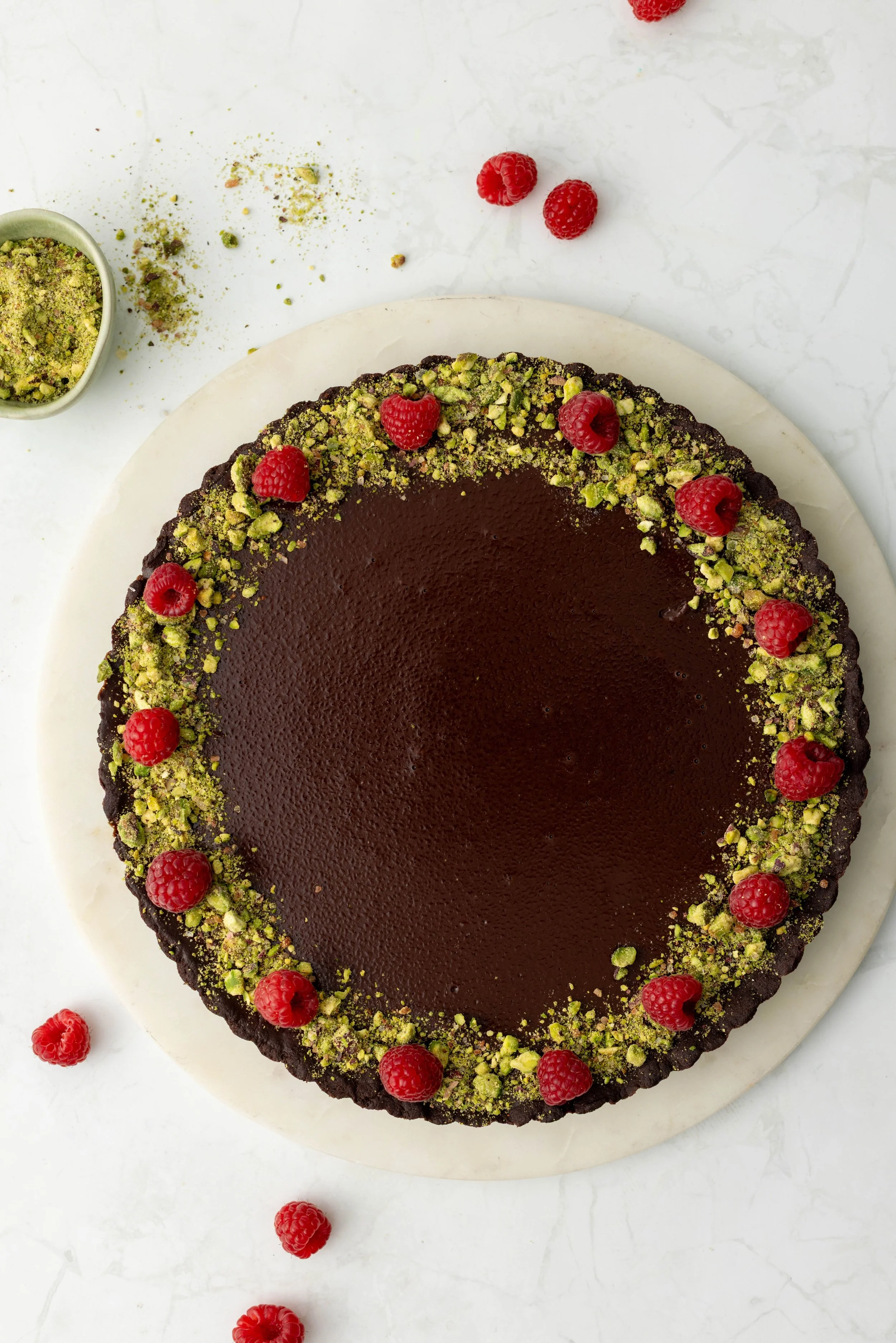 Low FODMAP chocolate and raspberry tart