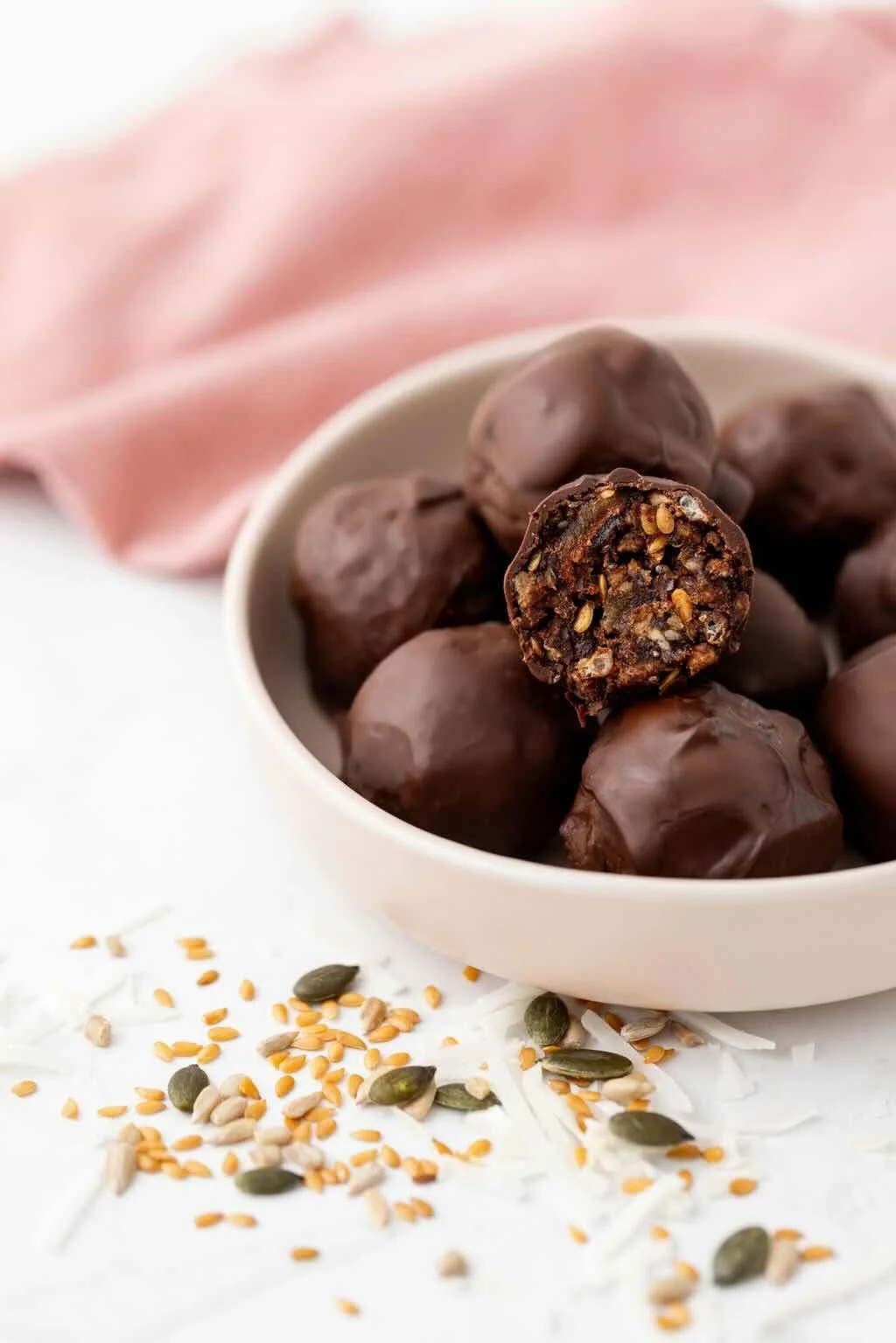 low fodmap chocolate seeded bliss balls