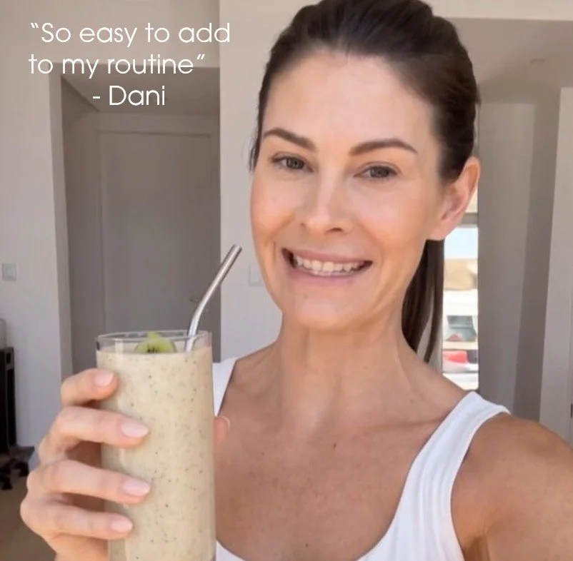 Dani holding a kwiwfruit smoothie with Biome Builder