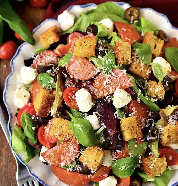 Pizza-Salad-with-Homemade-Gluten-Free-Croutons-iowagirleats-02-srgb.jpg.jpeg