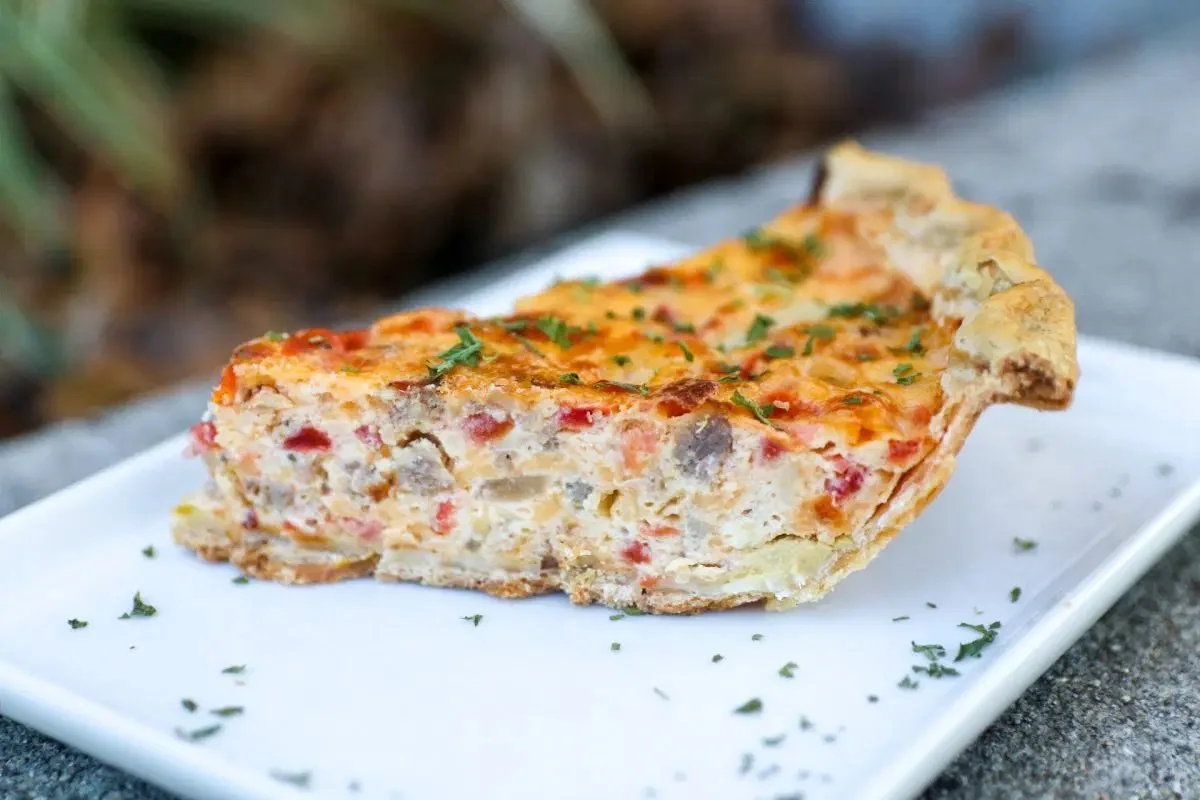 Cheesy-Sausage-Quiche-Brunch-Recipe-8-1536x1024.jpg