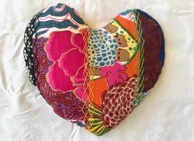 Palm Heart-Shaped Sleep Pillow (Large-with Lavender)