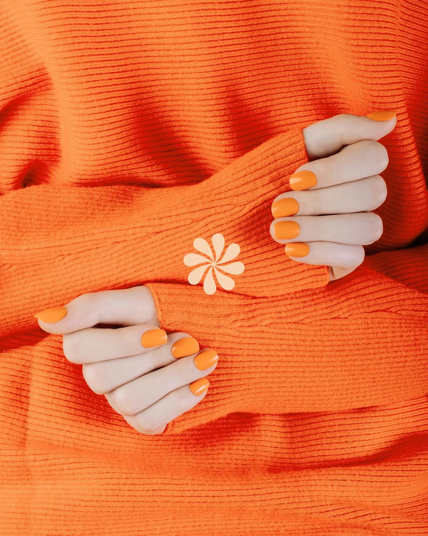 Nagelati 

Add some flavour to your ordinary.

Nagelati are press-on nails made from plants. Think gelato, but for your nails. A shade for every mood and occasion.

Press-ons don&rsquo;t have to be overly glam, claw-like or icky. They can be natural,