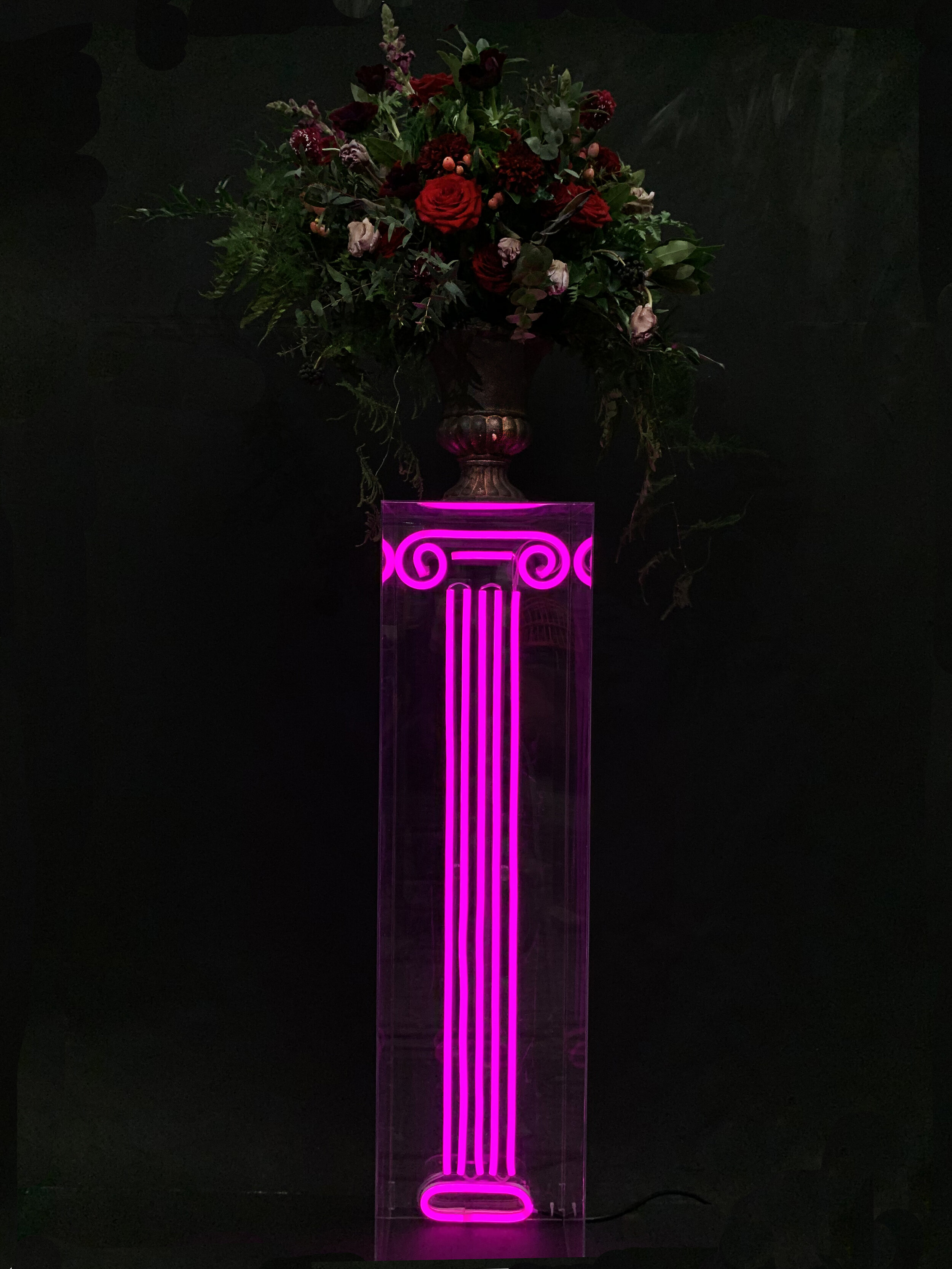 neon pillar event lighting