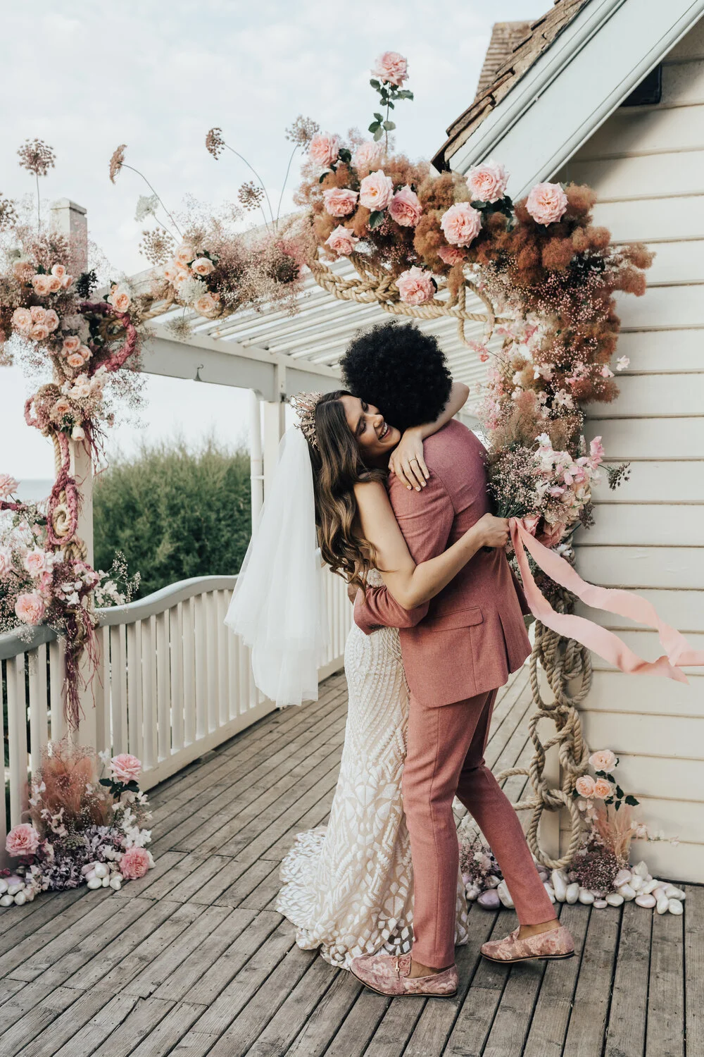 Outdoor Wedding Planning - UK Back Garden Wedding Ideas