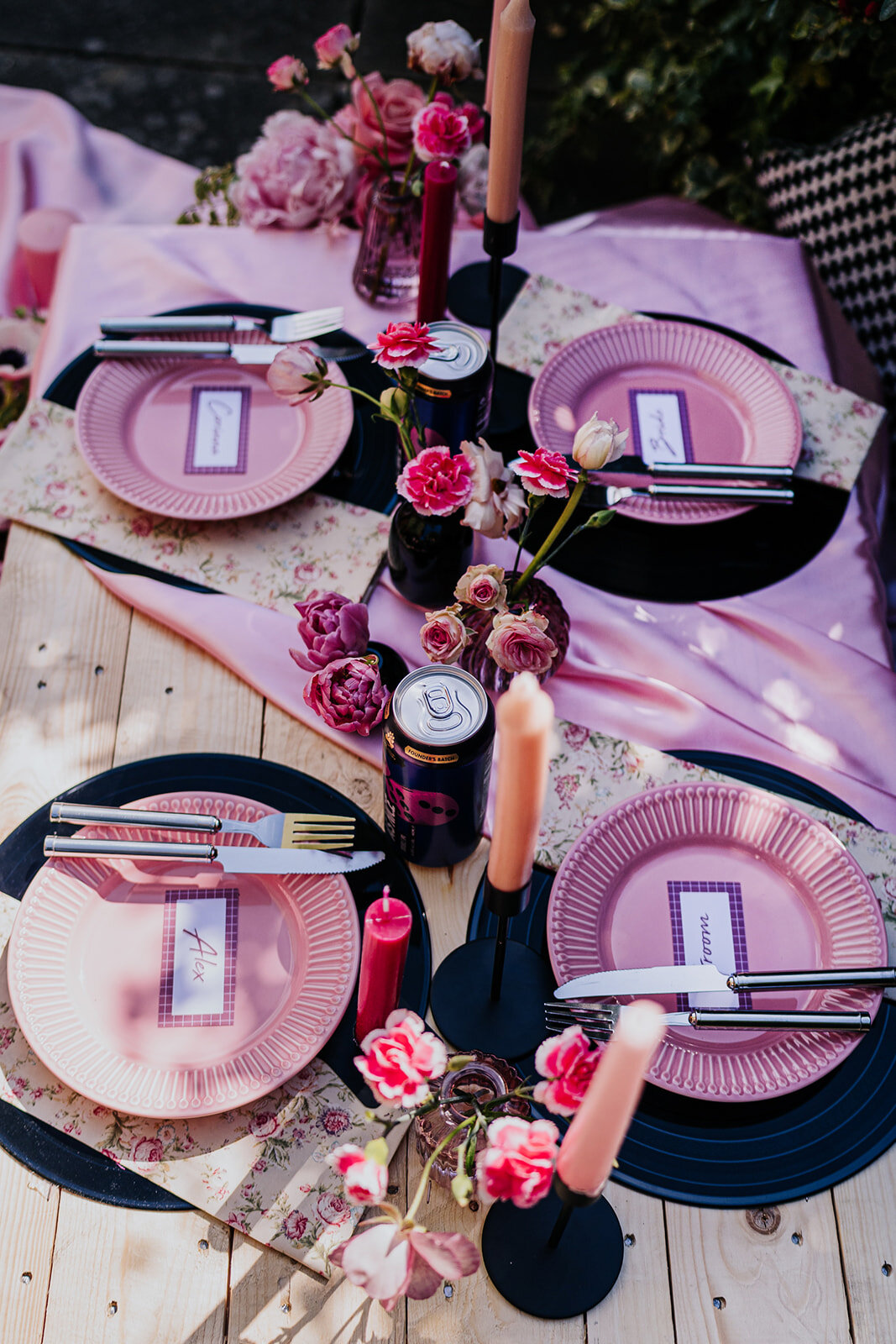 pink place settings for 4 people