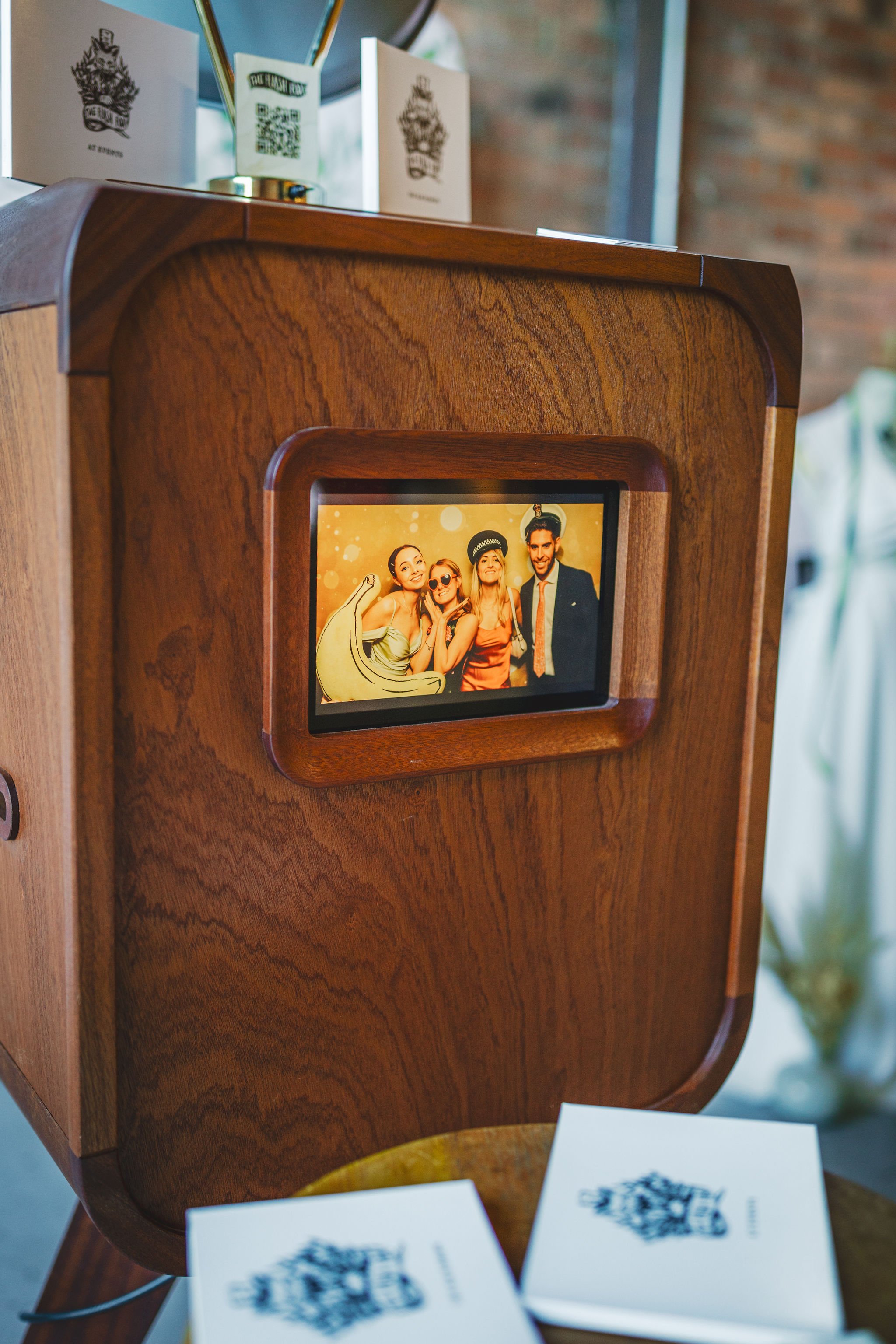  Cool retro looking camera as a photobooth for wedding entertainment. 