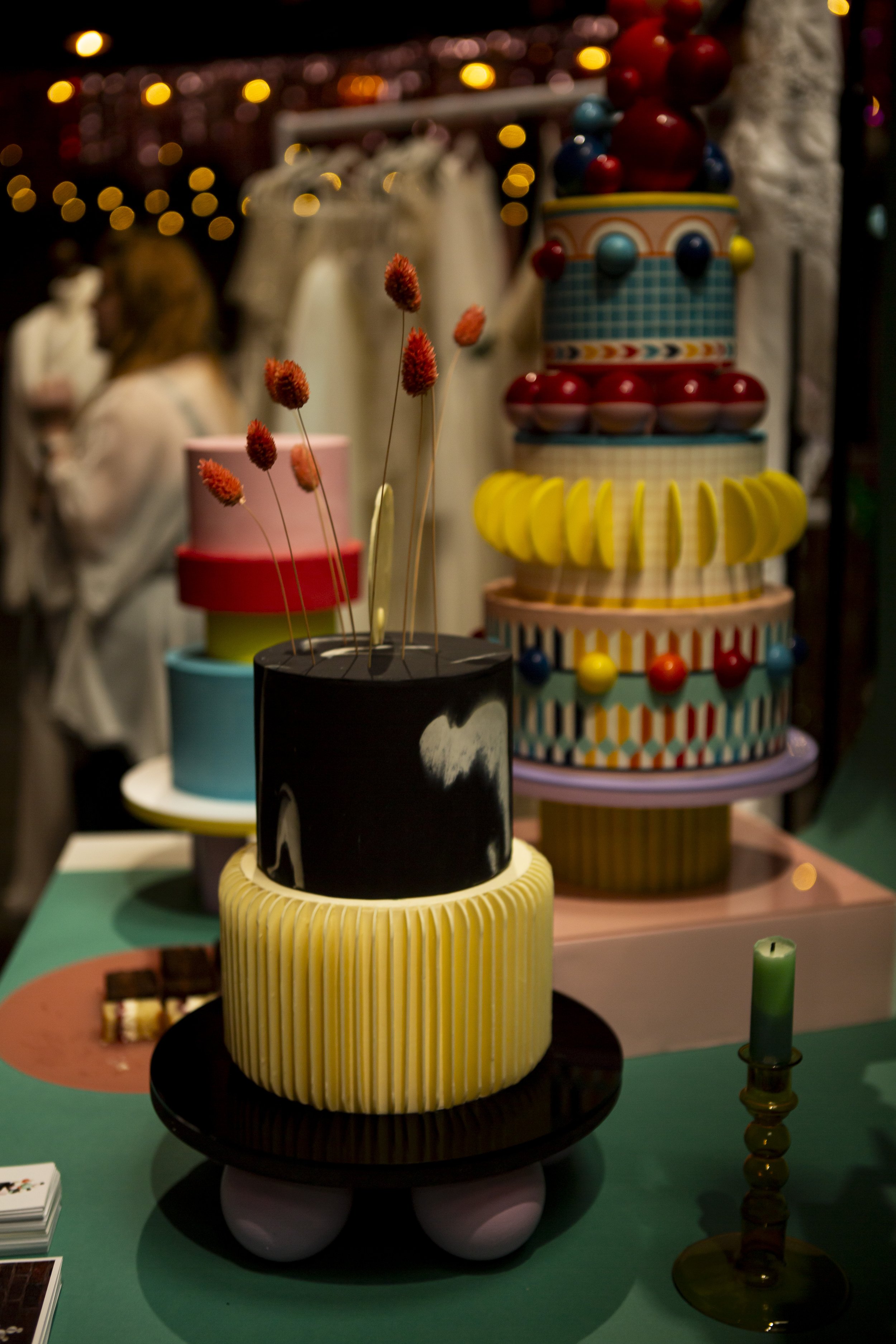  Wedding cakes that look to good to be real!  ARD Bakery showcased their incredible wedding cakes at TUWS Scotland at The Engine Works in Glasgow.  