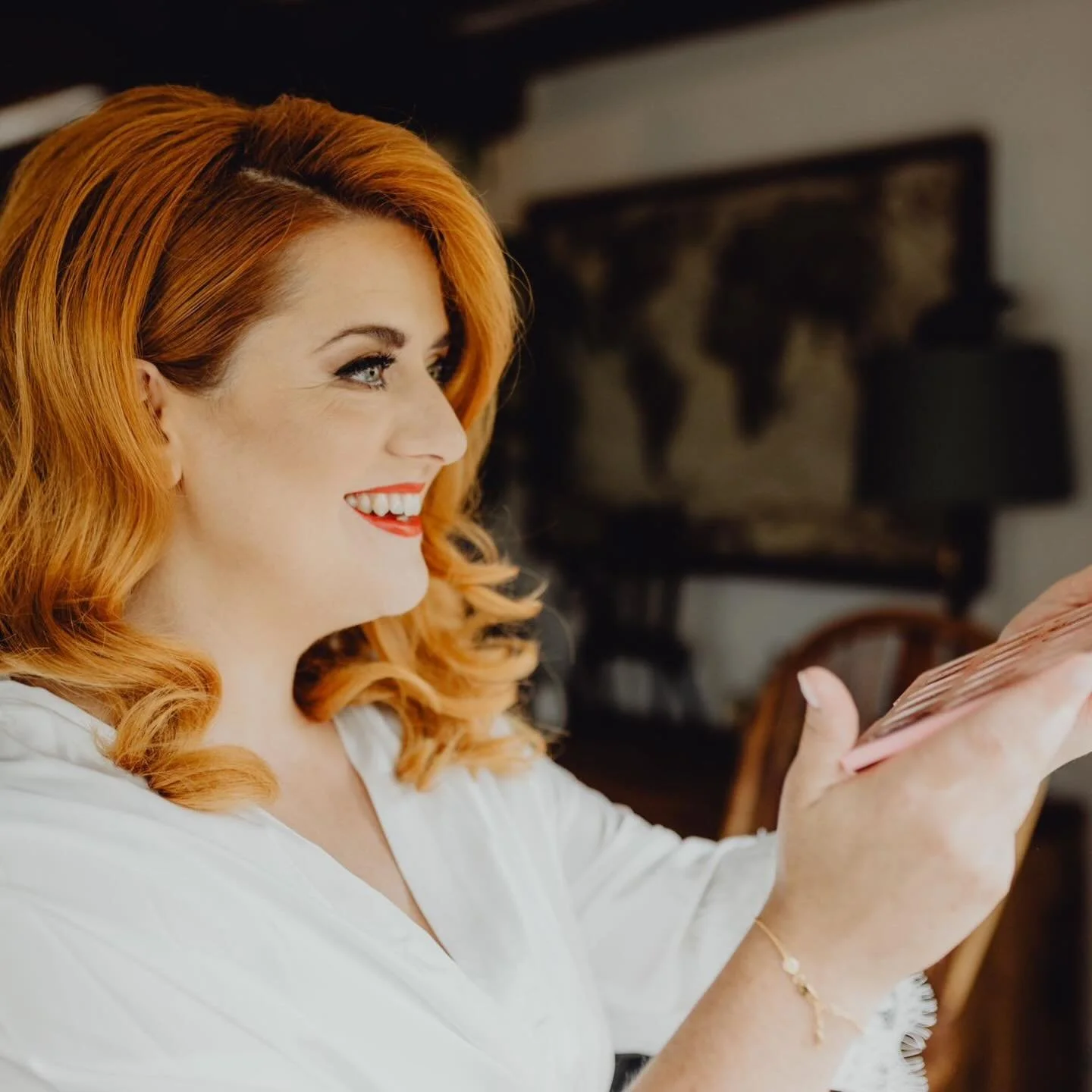 Bridal makeup done for the gorgeous Lucy&hellip; ⁣
⁣
Timeless, glowing and effortlessly beautiful 😍 ⁣
⁣
For 2026/27 bridal bookings, I&rsquo;d love you to head over to my website and leave me an enquiry so we can chat more about YOU xx ⁣
⁣
My websit