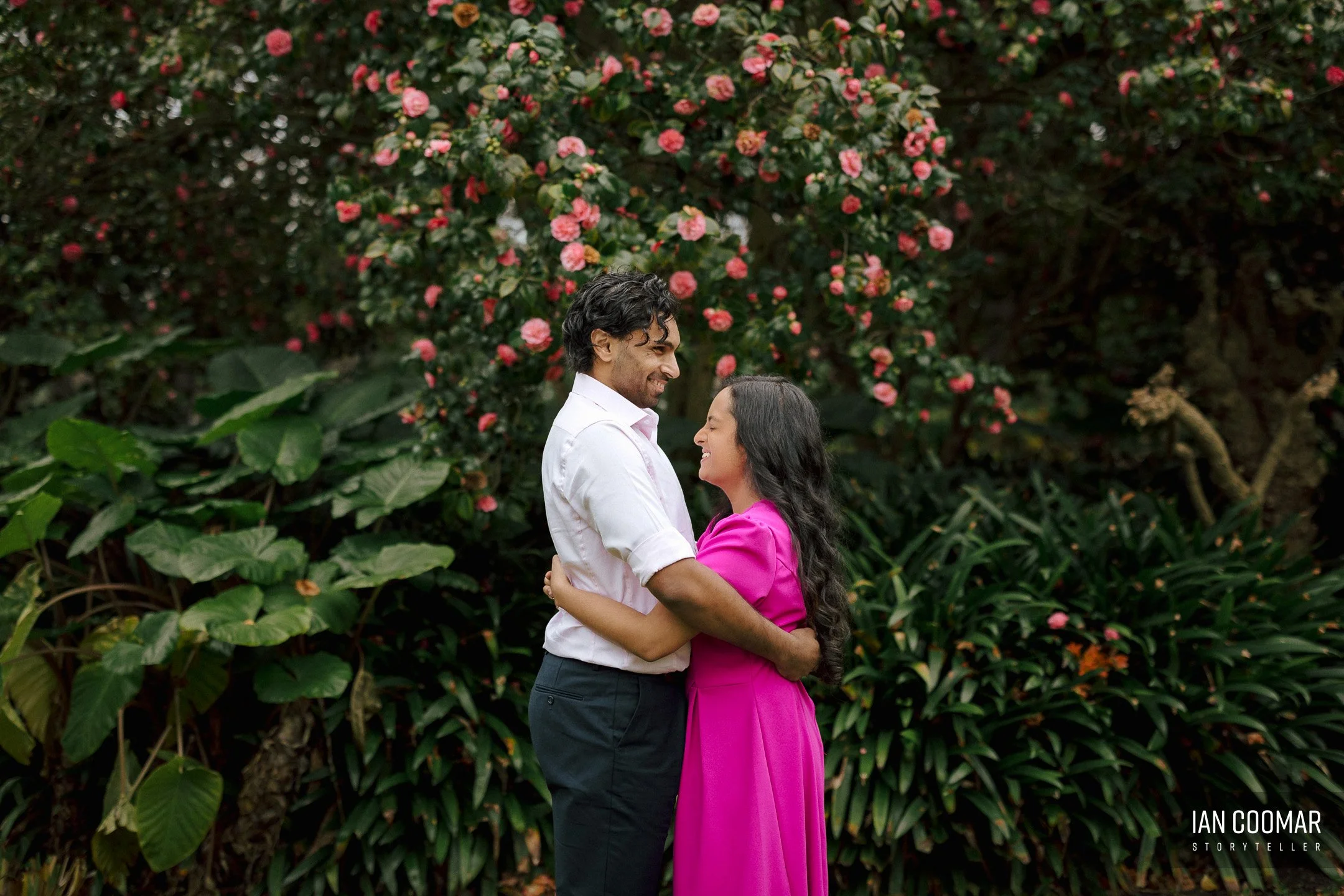 fitzroy-gardens-pre-wedding-couple-8.jpg