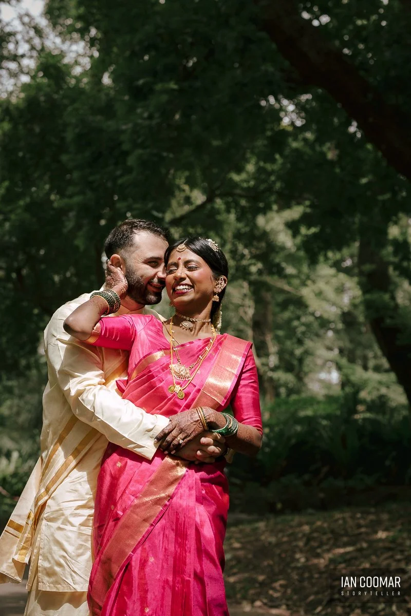 glasshaus-brucke-hindu-wedding-richmond-couple-poses.jpg