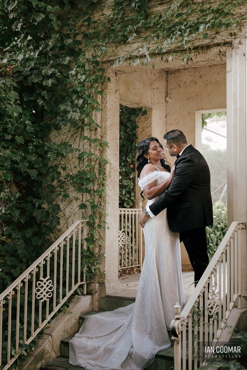 rippon-lea-estate-wedding-candid-couple.jpg